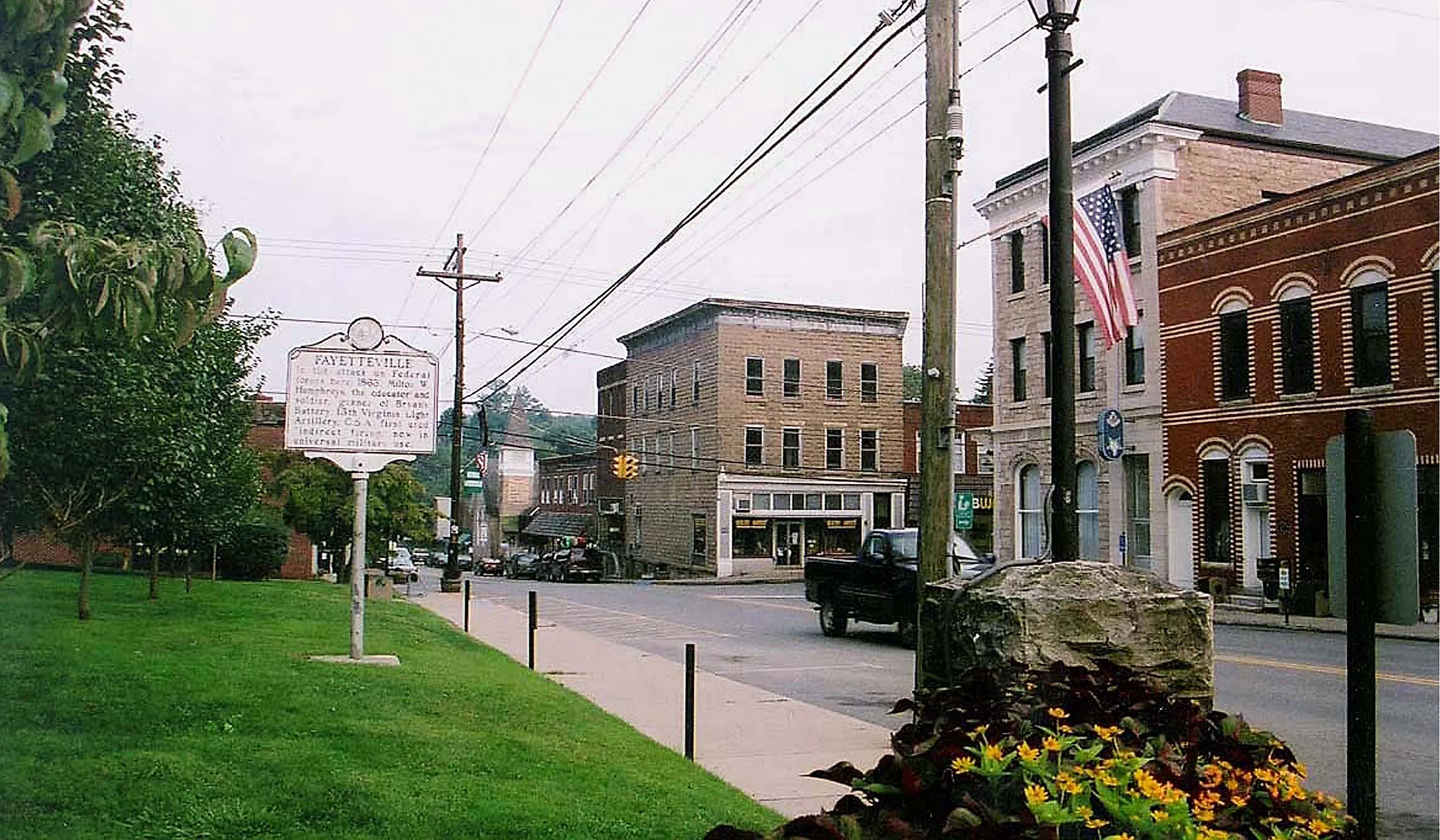 Court Street in downtown Fayetteville. By (1) Link or reference required to http://www.byways.org and (2) copyright and credits from above author's field, Attribution, https://commons.wikimedia.org/w/index.php?curid=704664