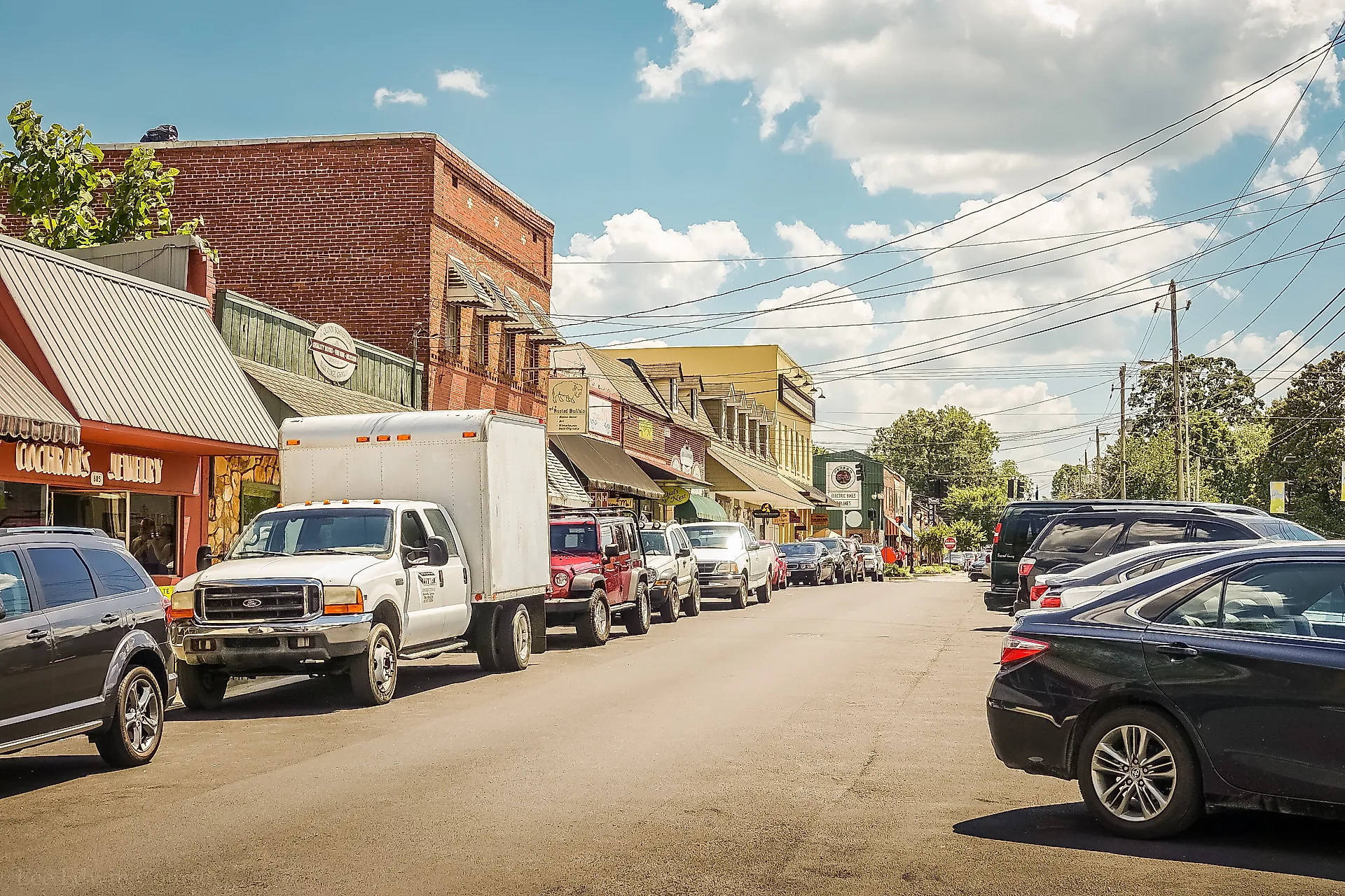 Downtown Blue Ridge, Georgia. Image credit: Lee Coursey via Flickr.com.