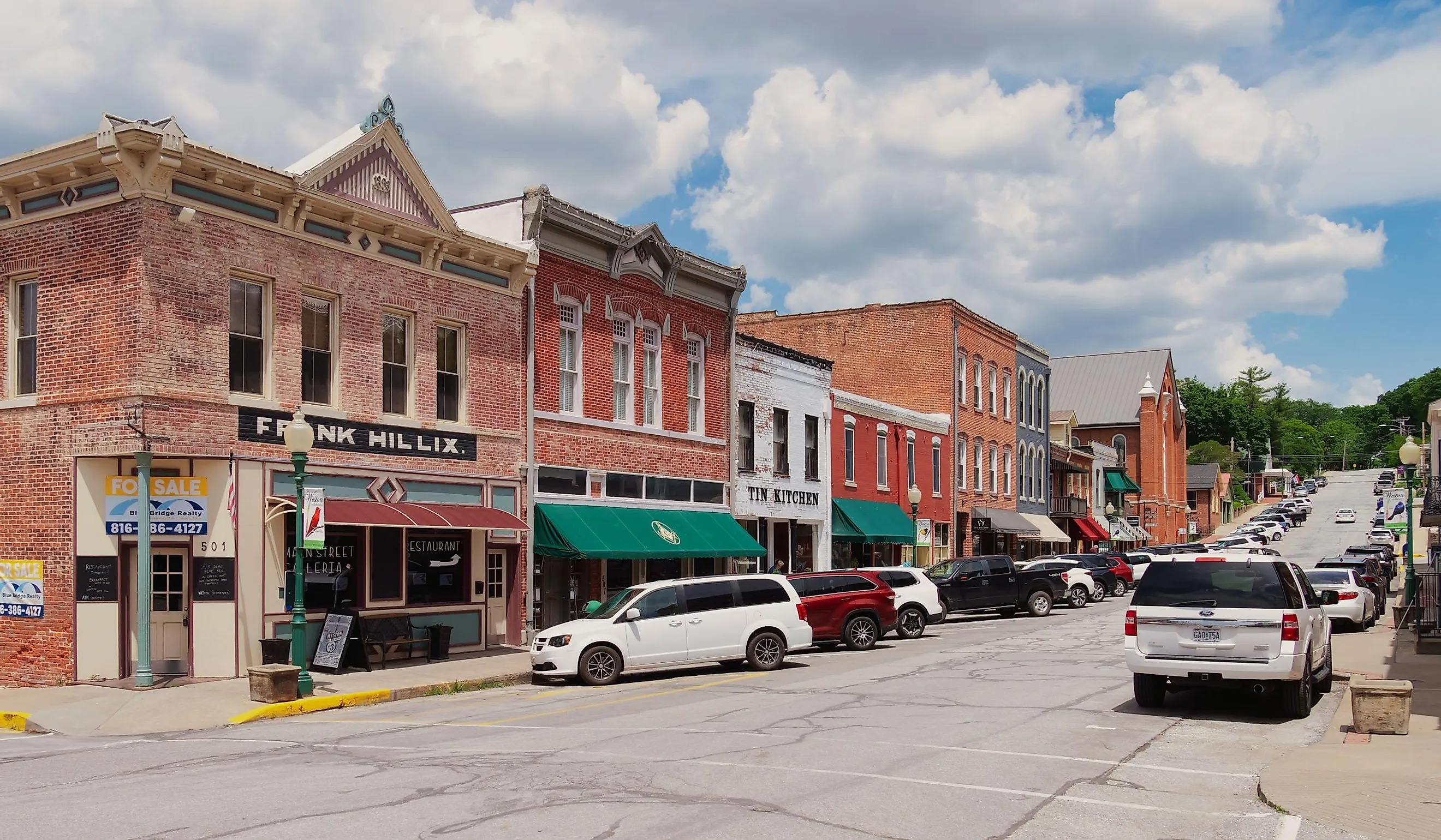 Downtown Main Street in Weston, MO. Editorial Credit: Matt Fowler KC / Shutterstock.com.