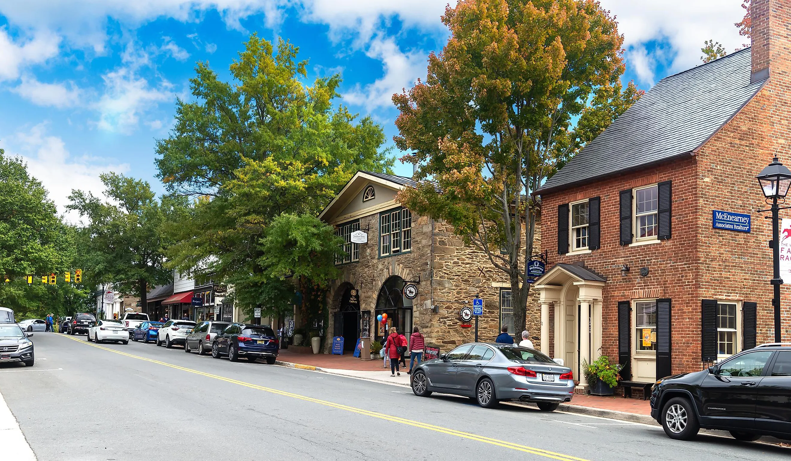Middleburg, Virginia: central street of the ancient town near Washington, via Kosoff / Shutterstock.com