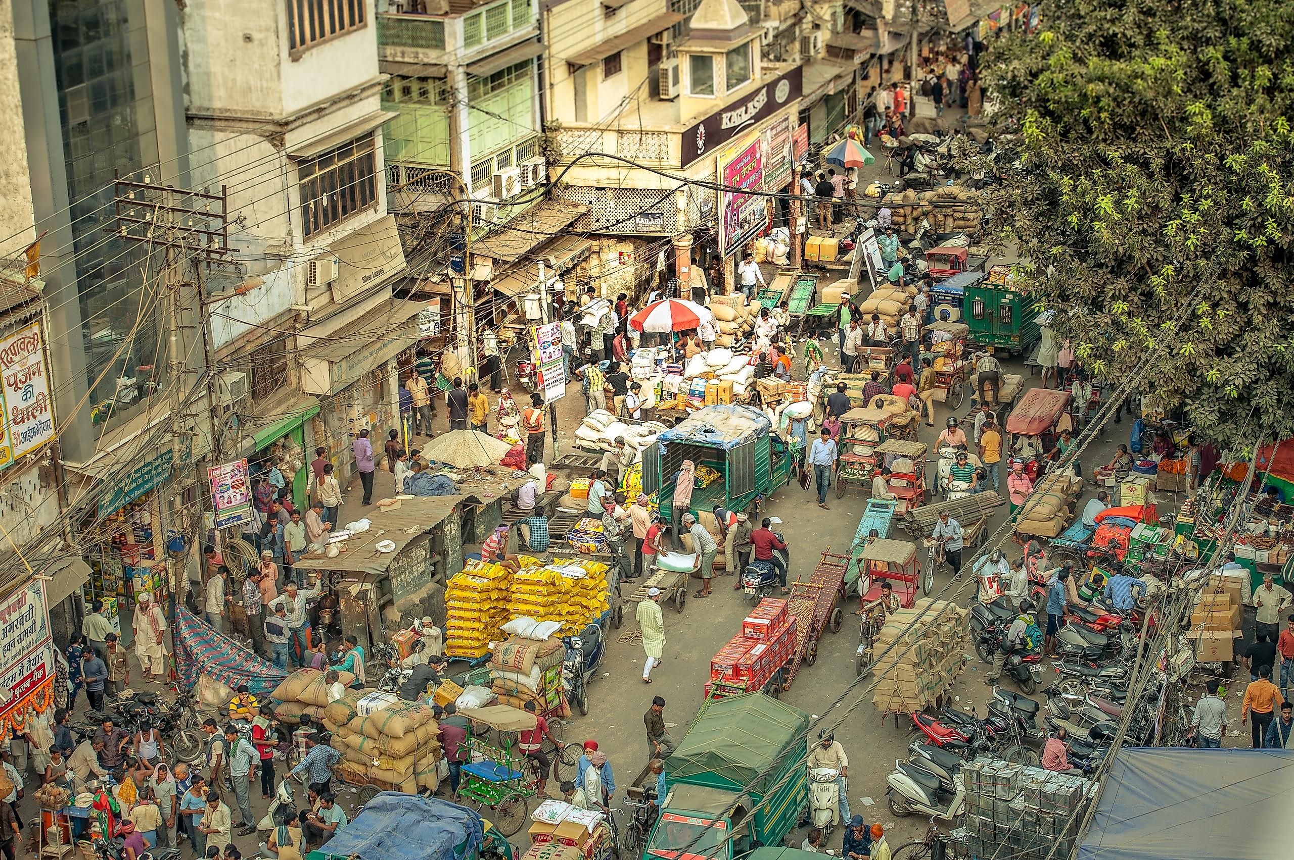 The Khari Baoli Market. Image credit: Nicolo' Zangirolami/Shutterstock.com