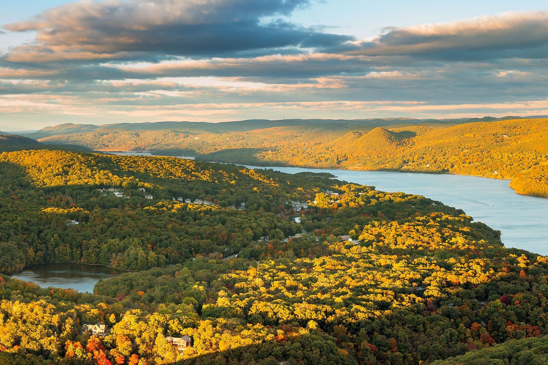 Hudson Valley and Fort Montgomery, New York, viewed from Bear Mountain on a sunny autumn afternoon.