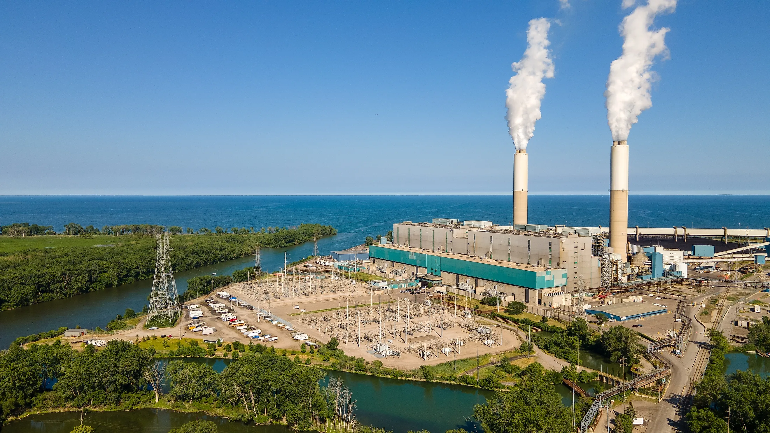 Aerial view of the Monroe Coal-Fired Power Plant on the shore of Lake Erie, Monroe Michigan