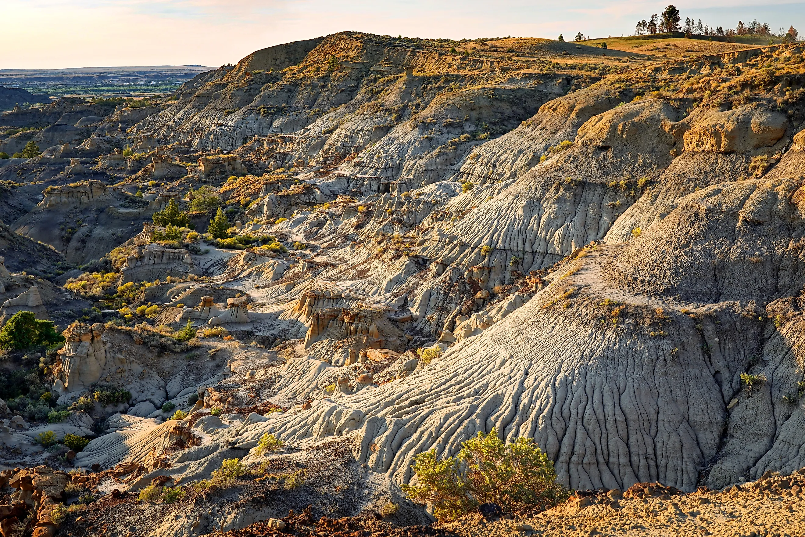 Sunset over the badlands of Makoshika State Park