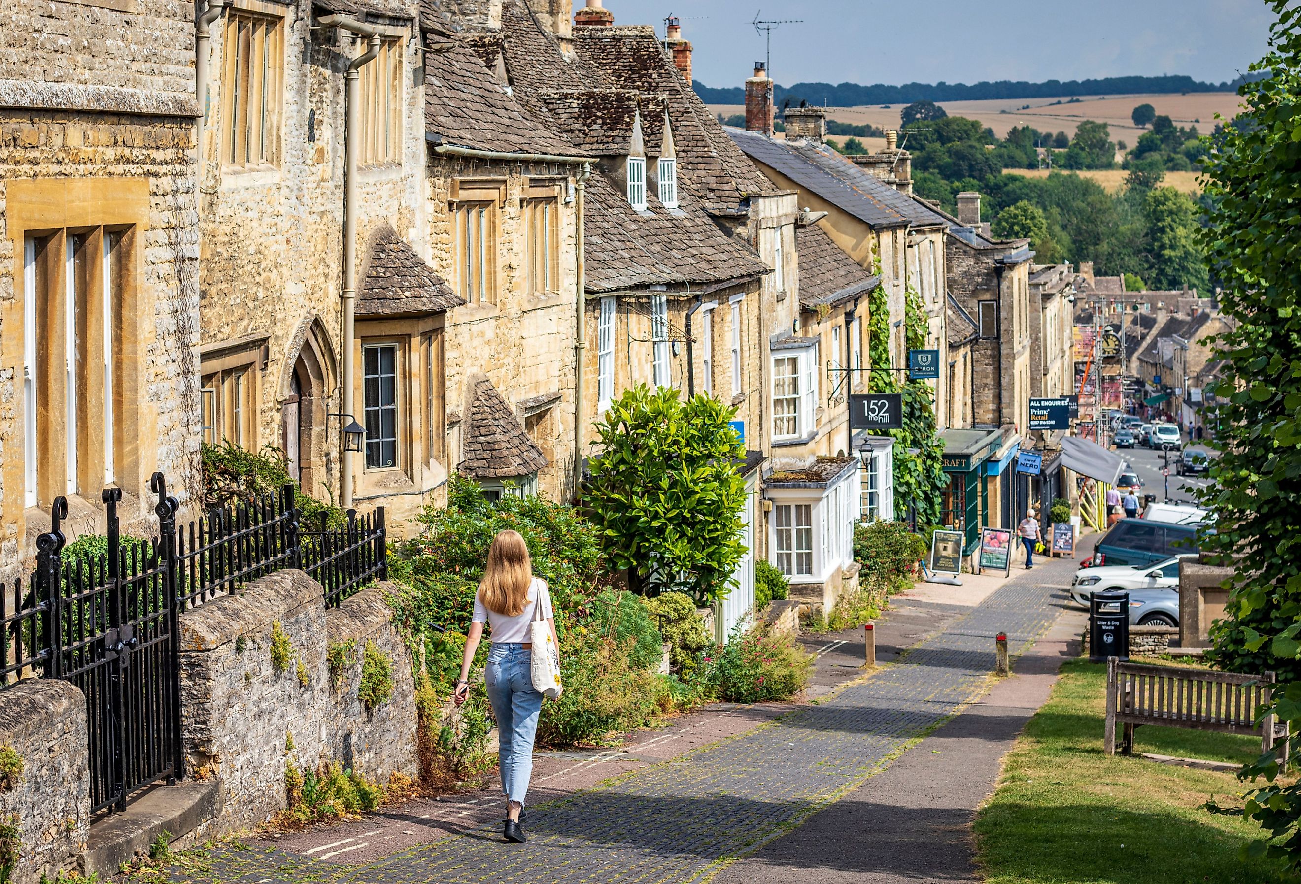 Town center of Burford, England. Image credit malgosia janicka via Shutterstock