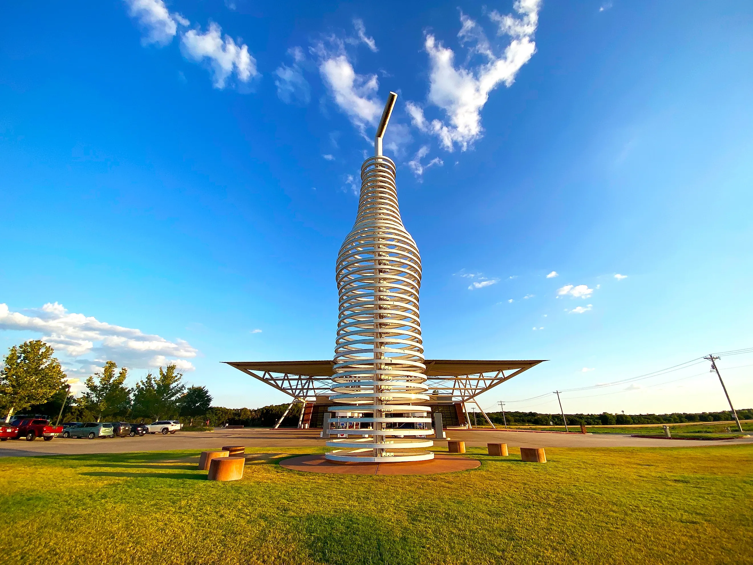 POPS 66 sculpture in Arcadia, Oklahoma.