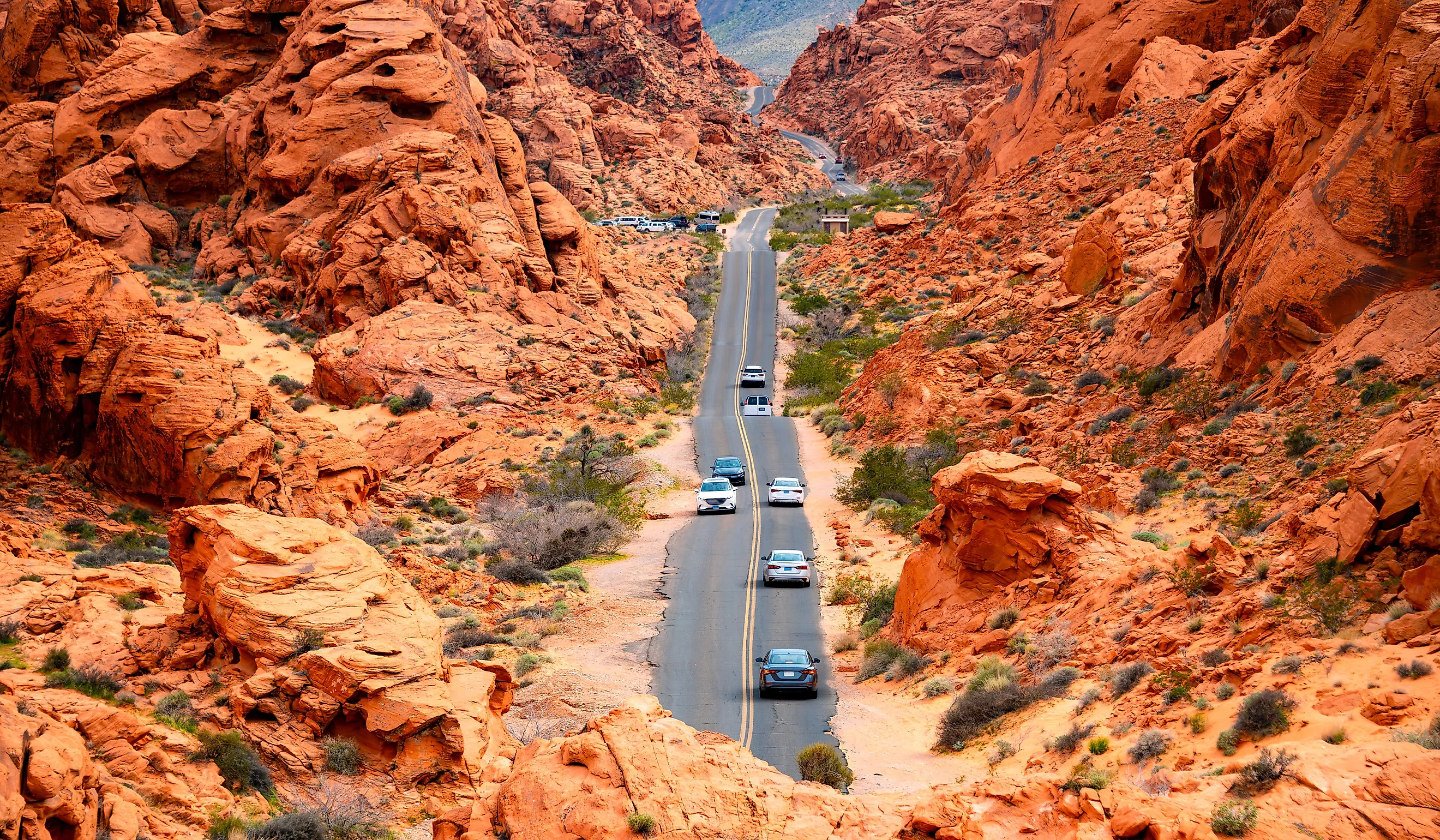 The road throught the breathtaking landscape of the Valley of Fire State Park in Nevada.