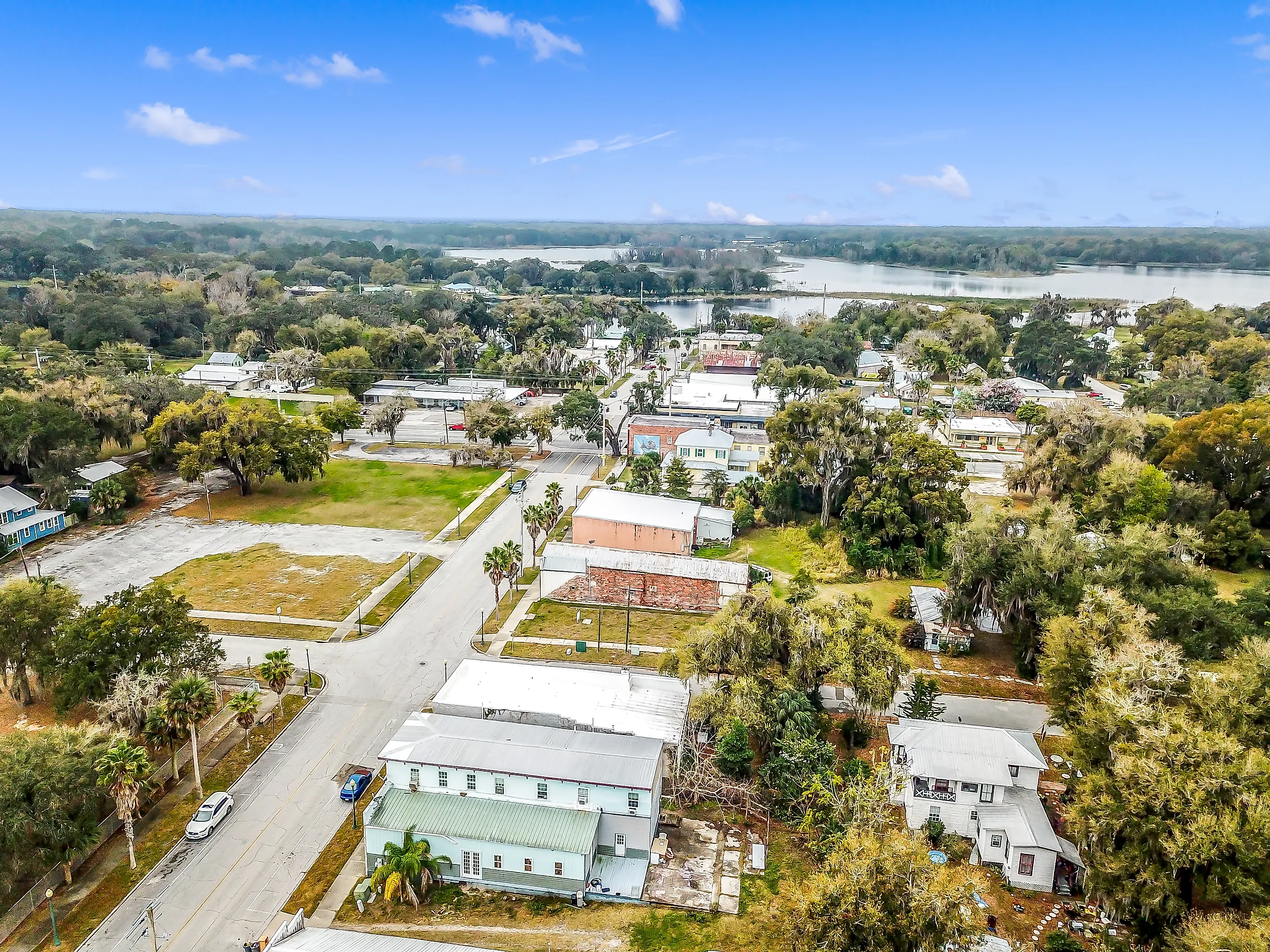 Aerial view of a small business building in Crescent City, Florida.