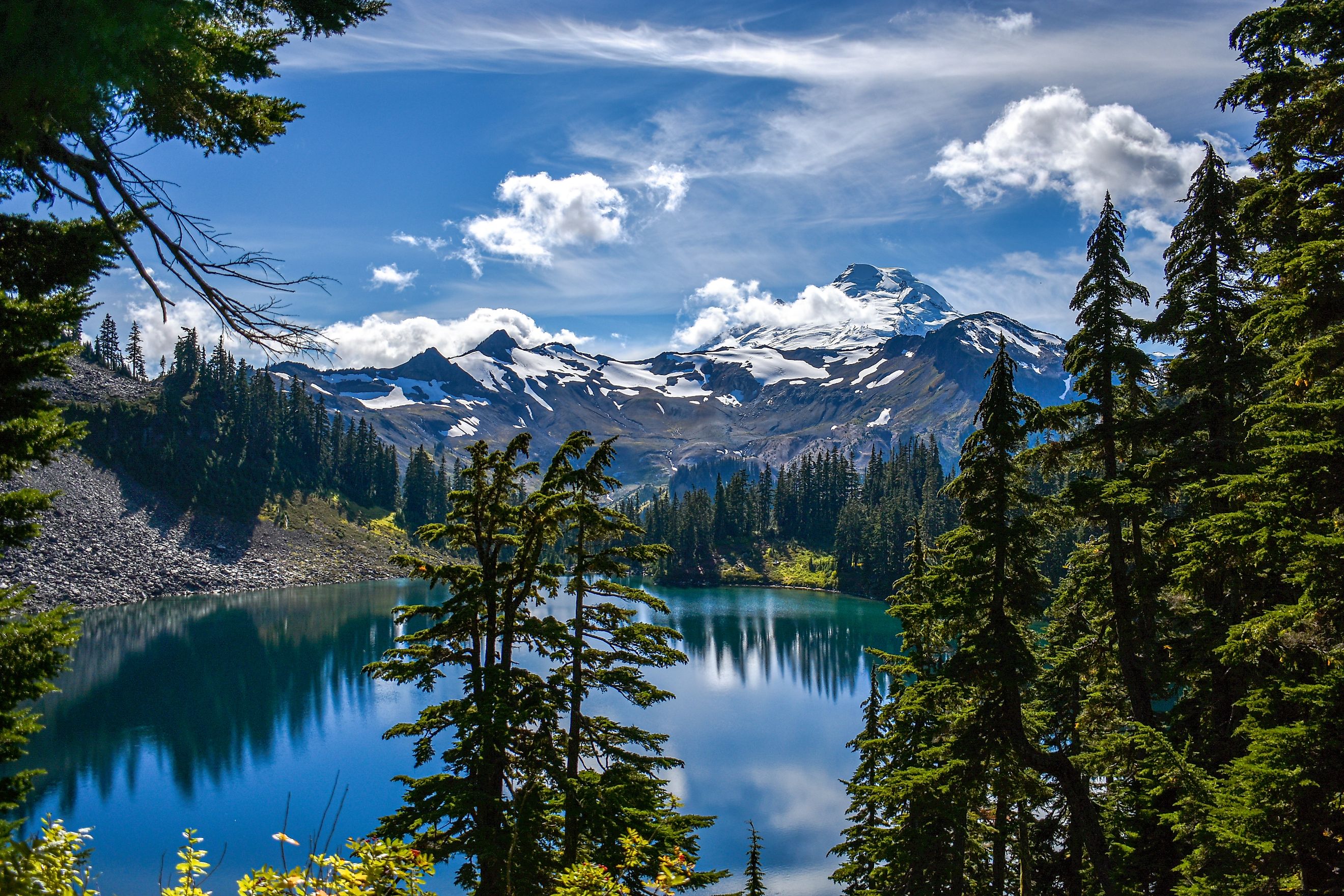 Mount Baker behind alpine lake, Washington in Snoqualmie National Forest. 