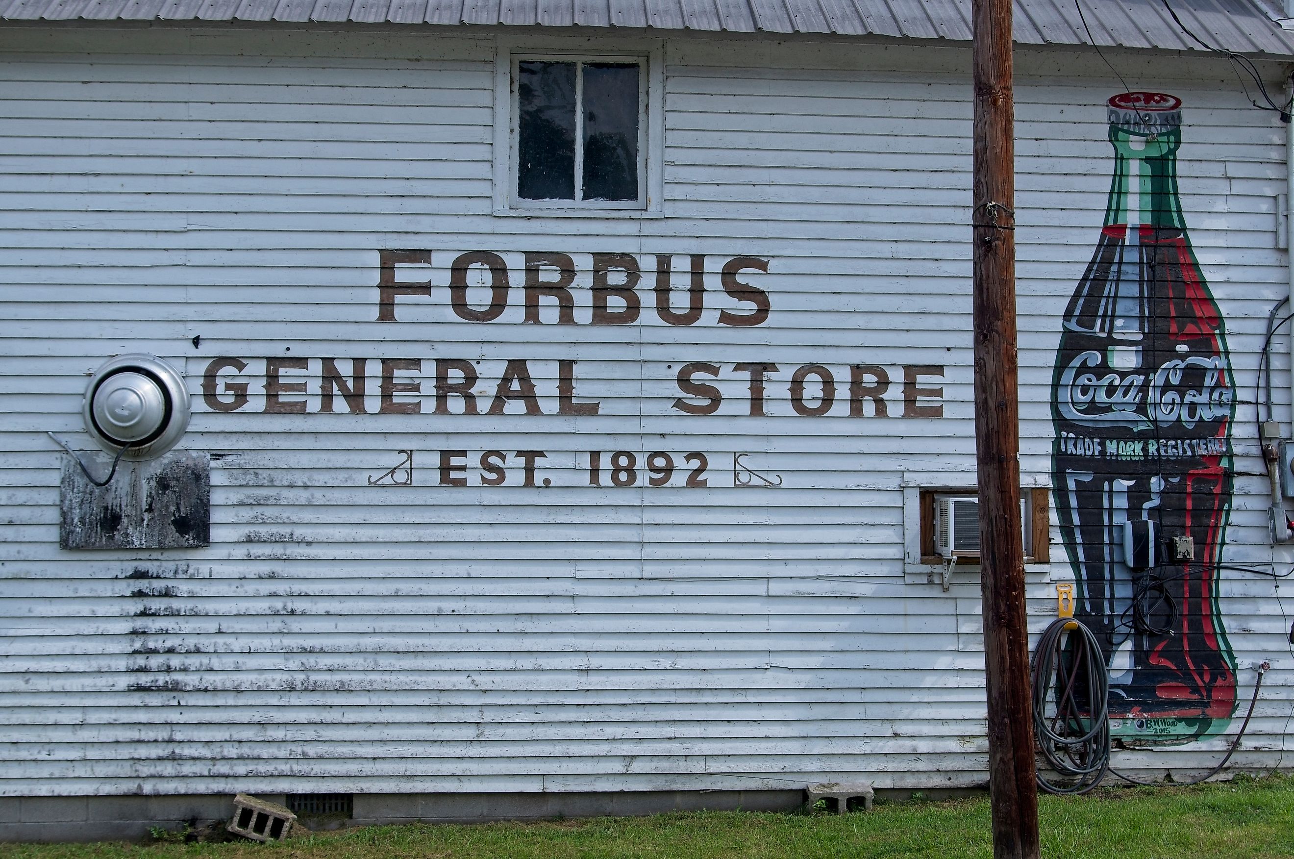 Forbus, Tennessee, USA - 09-04-2023: Forbus General Store in Pall Mall Tennessee. Image: Jerome L. Lawson - Shuttestock.