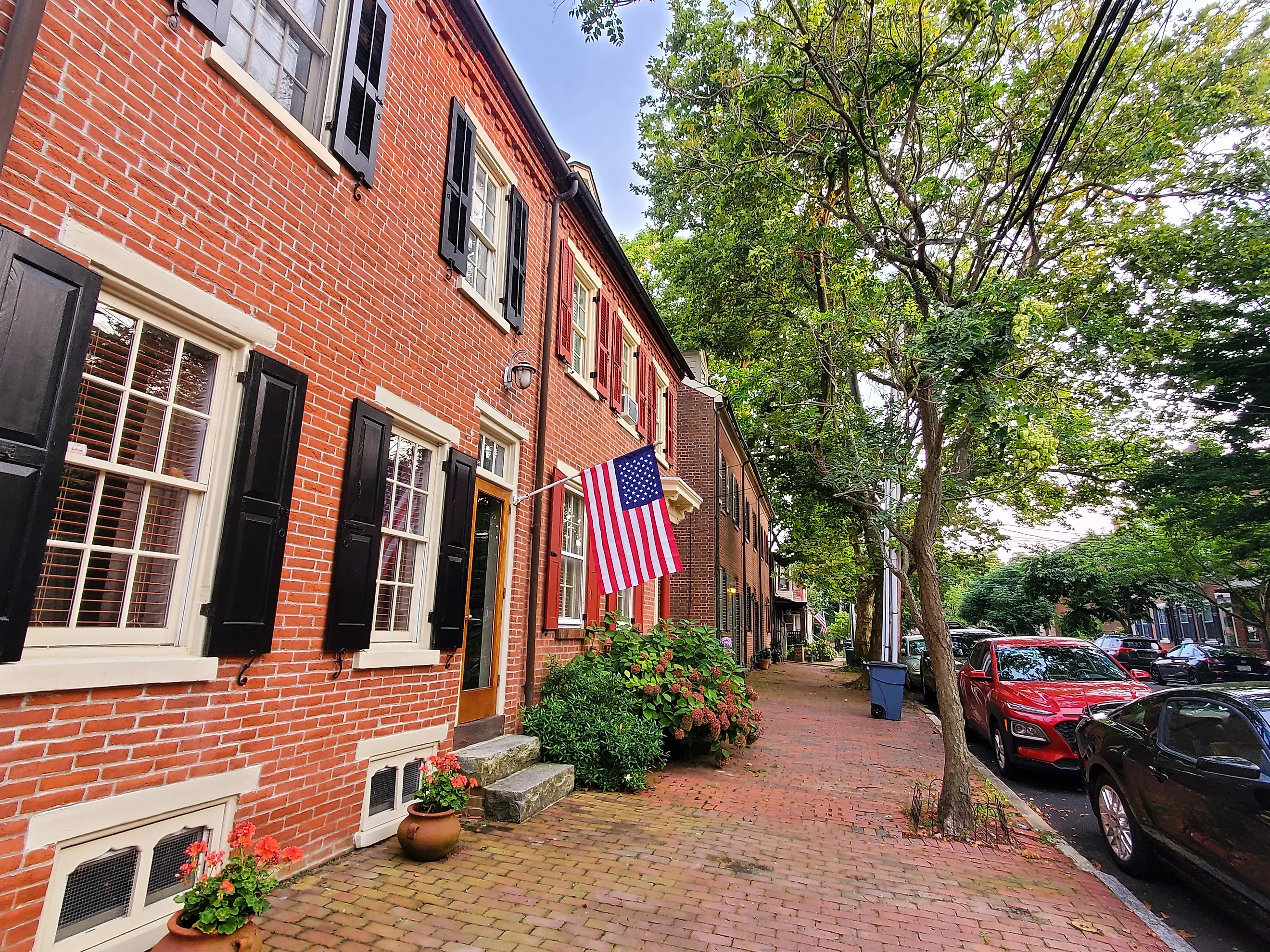 Row homes in New Castle, Delaware. Image credit Khairil Azhar Junos via Shutterstock