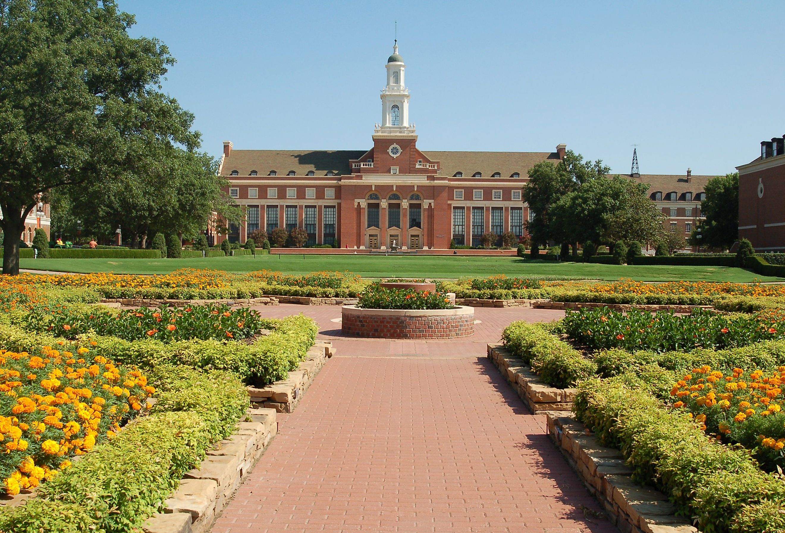 Oklahoma State University's Edmon Low Library in Stillwater, Oklahoma. Image credit MWaits via Shutterstock.