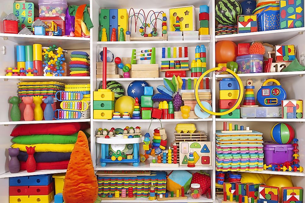 Children in the United Kingdom have the most toys to play with, with an average of US $438 spent per child.
