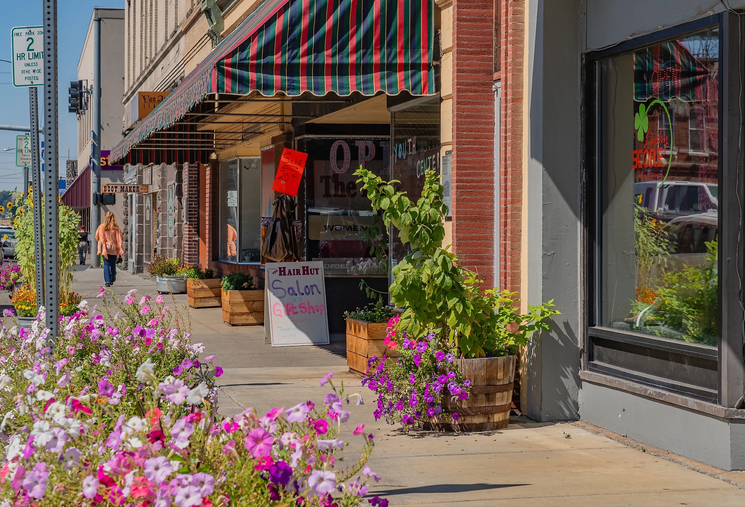 Street view in downtown Pendleton, Oregon. Editorial credit: Heidi Besen / Shutterstock.com