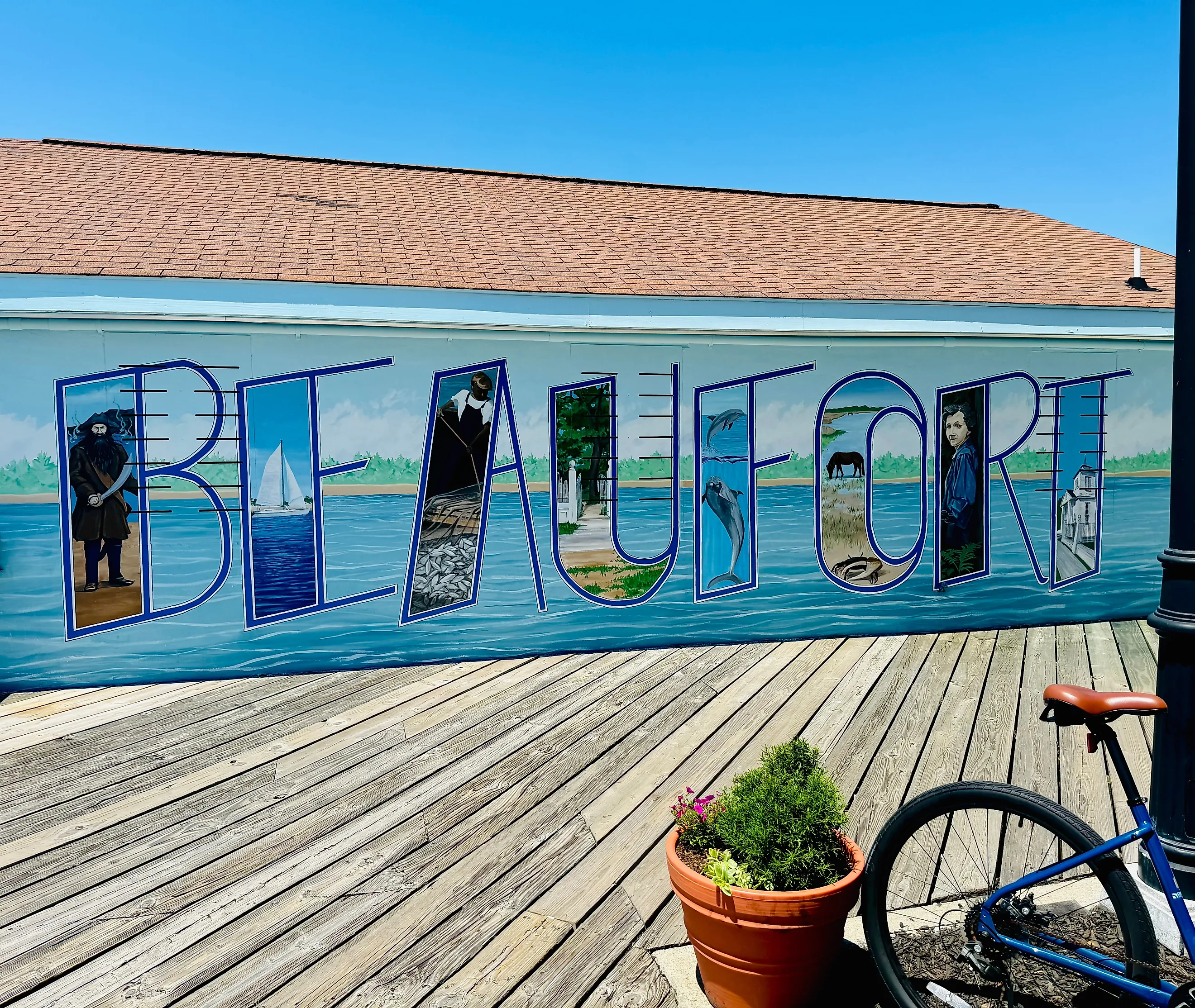 Colorful mural in downtown Beaufort, North Carolina