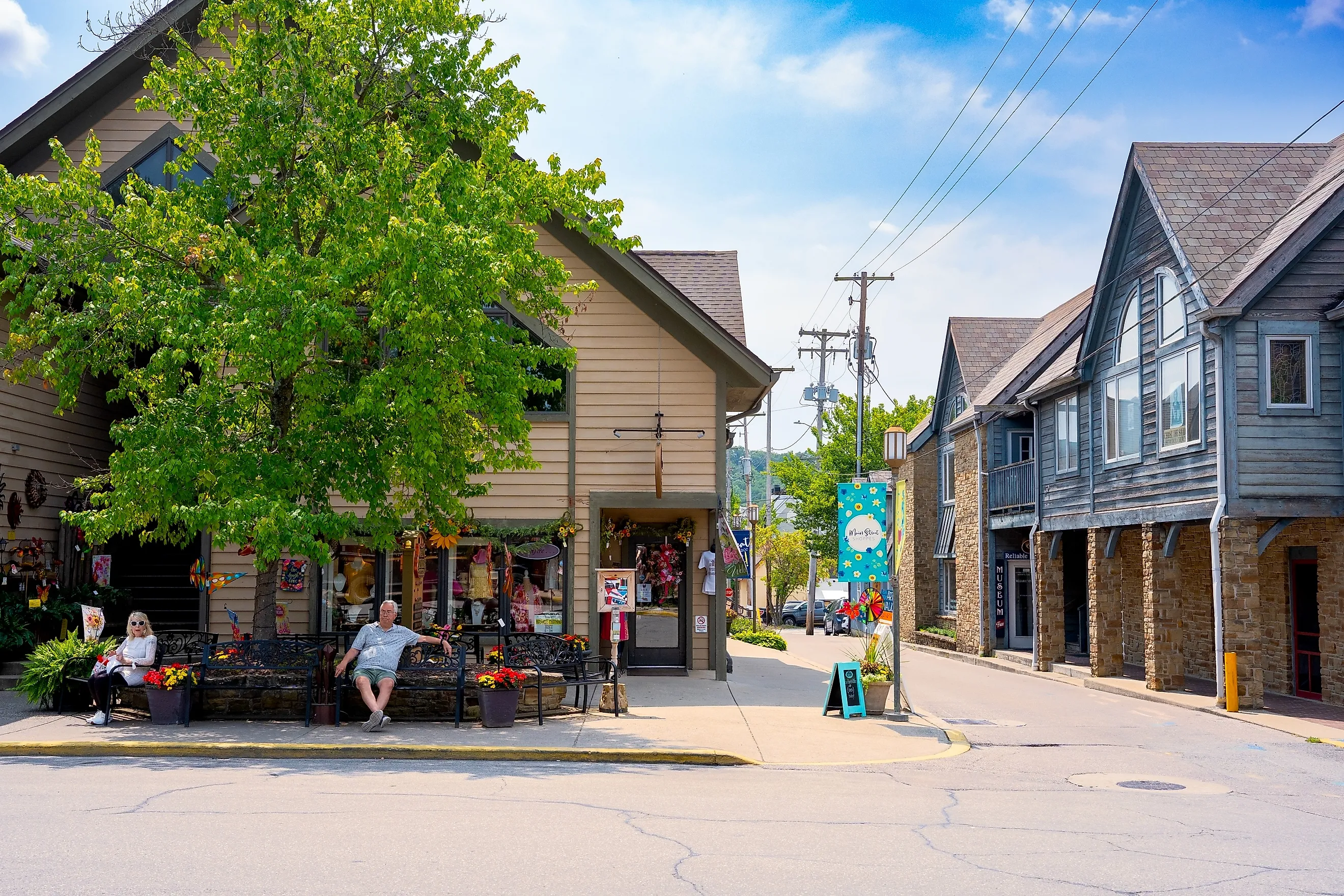 The historic downtown of Nashville, Indiana.