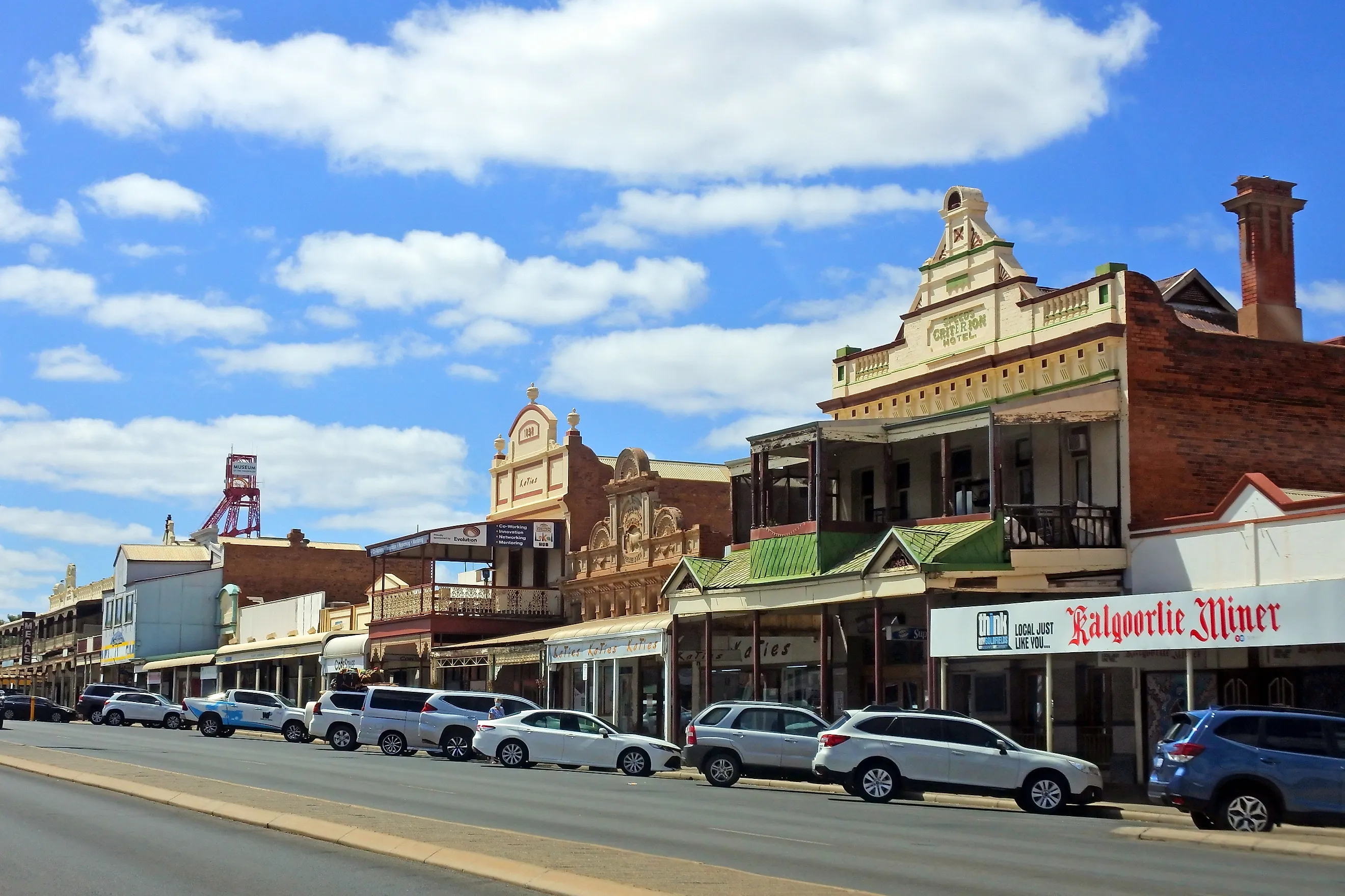 Local businesses on Hannan Street in Kalgoorlie-Boulder, Western Australia. Editorial credit: ChameleonsEye / Shutterstock.com.