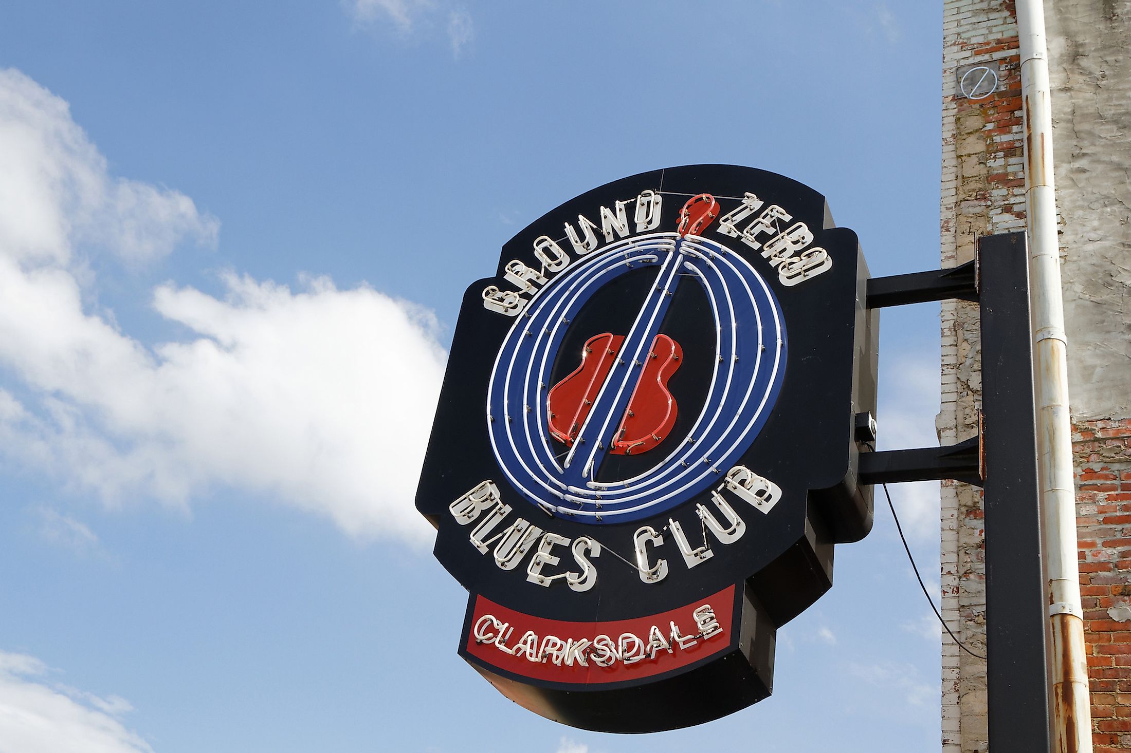 Entrance sign of the Ground Zero Blues Club in Clarksdale. Editorial credit: Pierre Jean Durieu / Shutterstock.com
