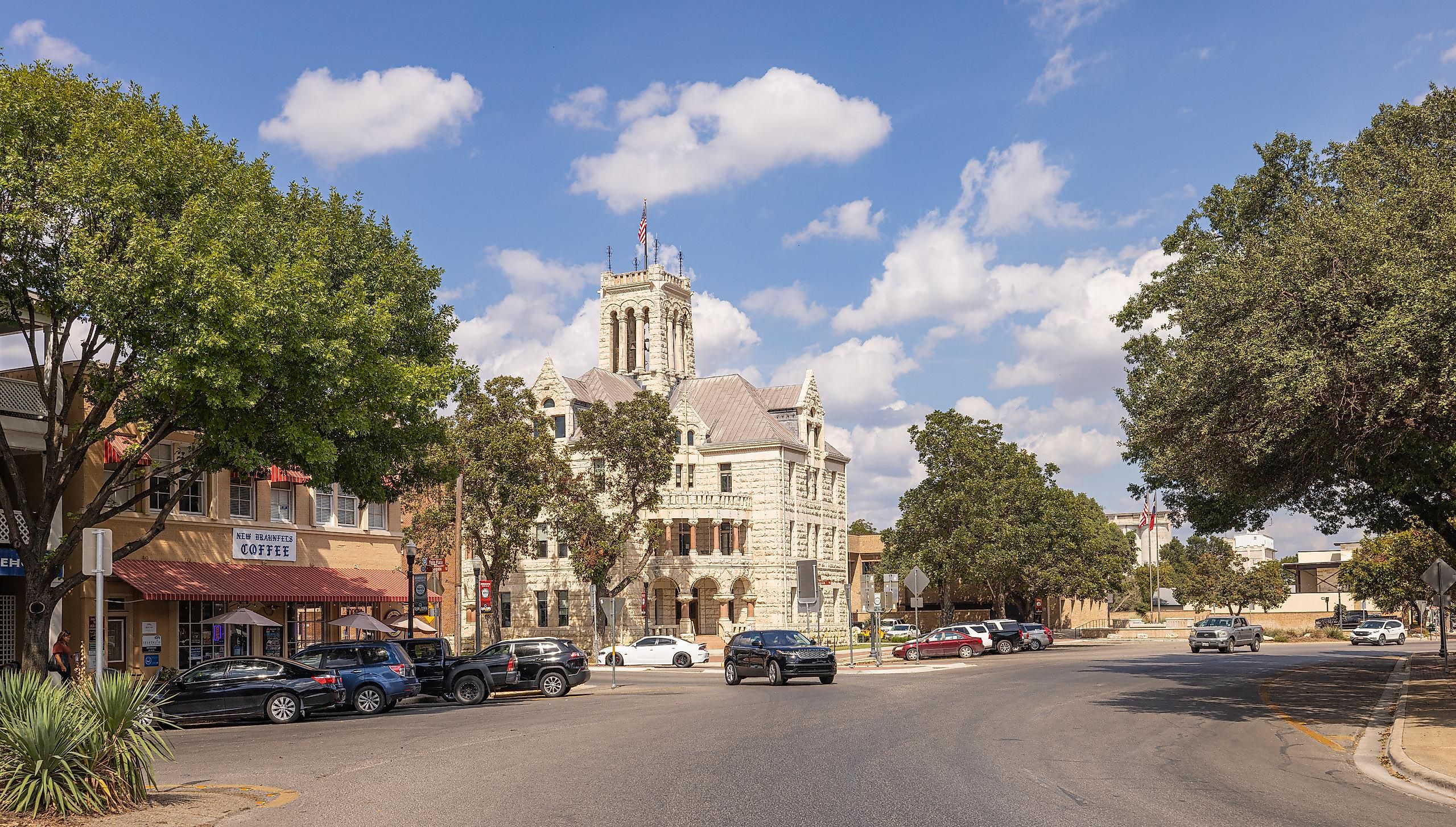 New Braunfels, Texas: The Comal County Courthouse via Roberto Galan / iStock.com