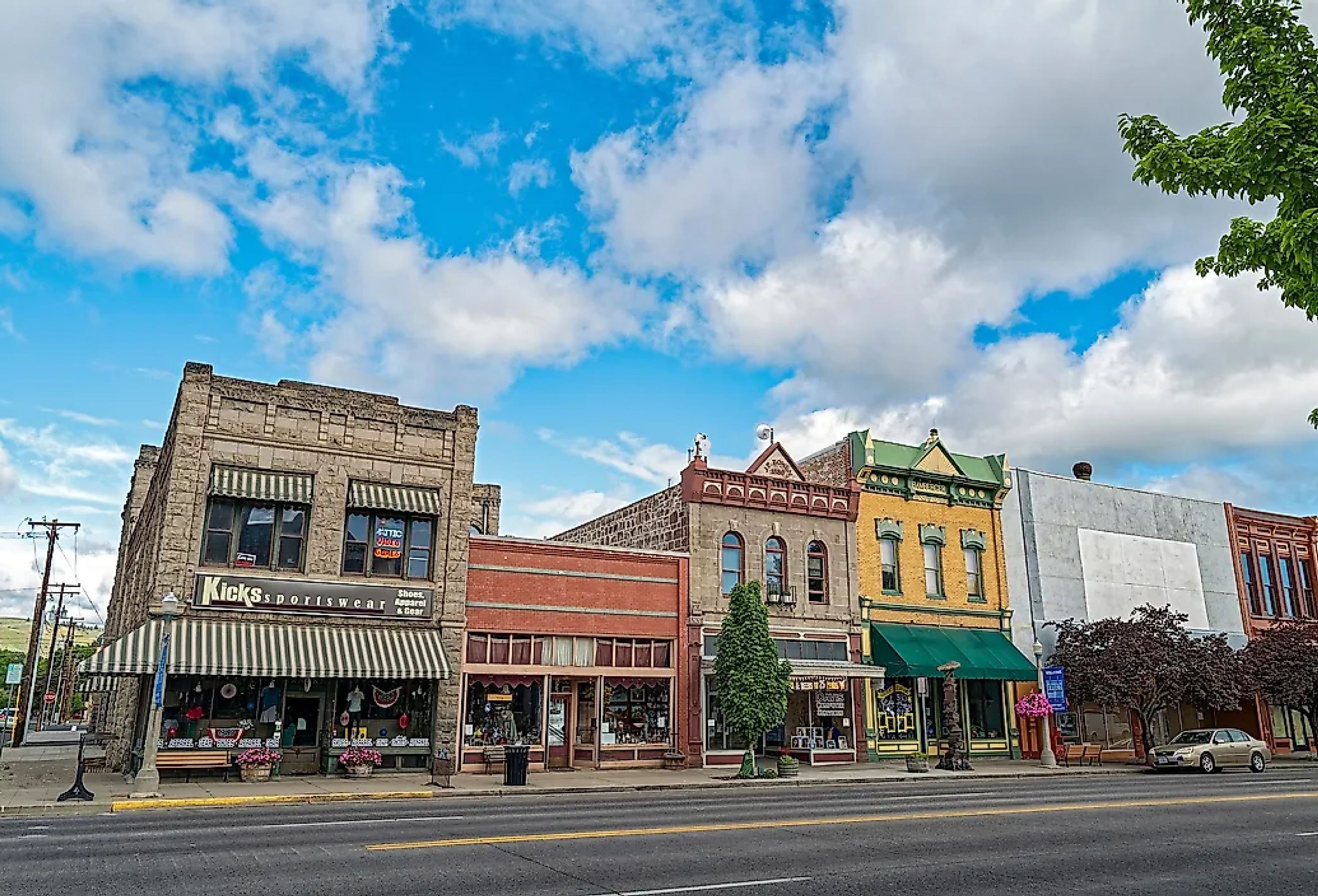 Main Street in the historic district of Baker City, Oregon. Image credit davidrh - stock.adobe.com