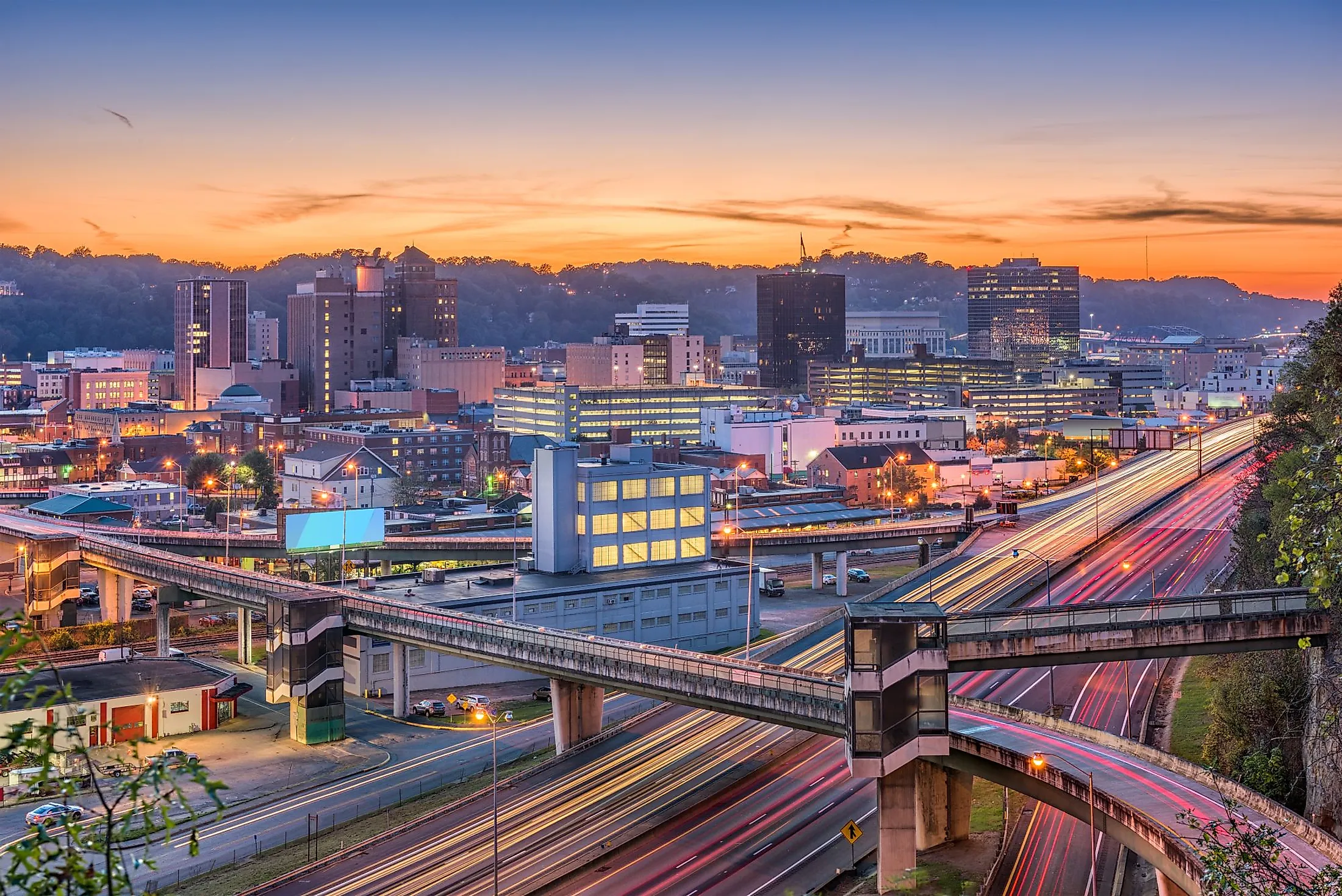 Charleston, West Virginia, skyline at twilight.