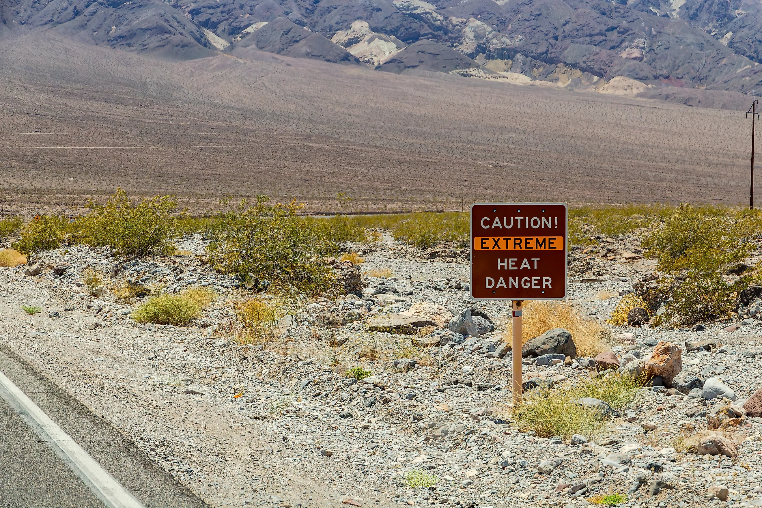 Indicates extreme heat and danger to life, Death Valley National Park, California