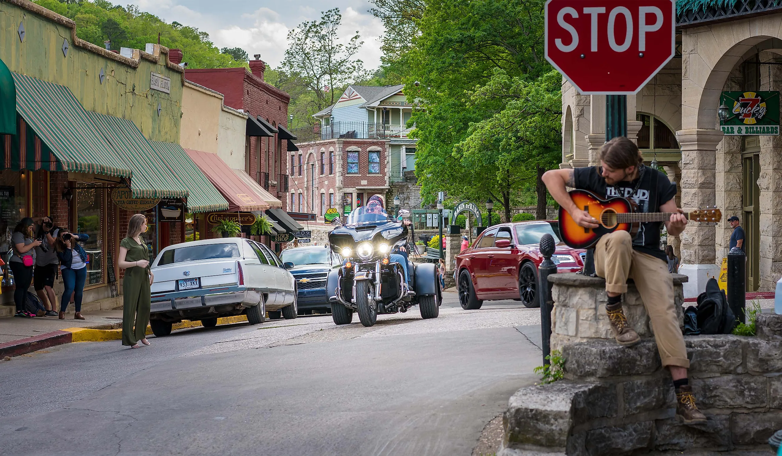 A charming street scene at Eureka Springs, Arkansas. Image credit: shuttersv / Shutterstock.com.