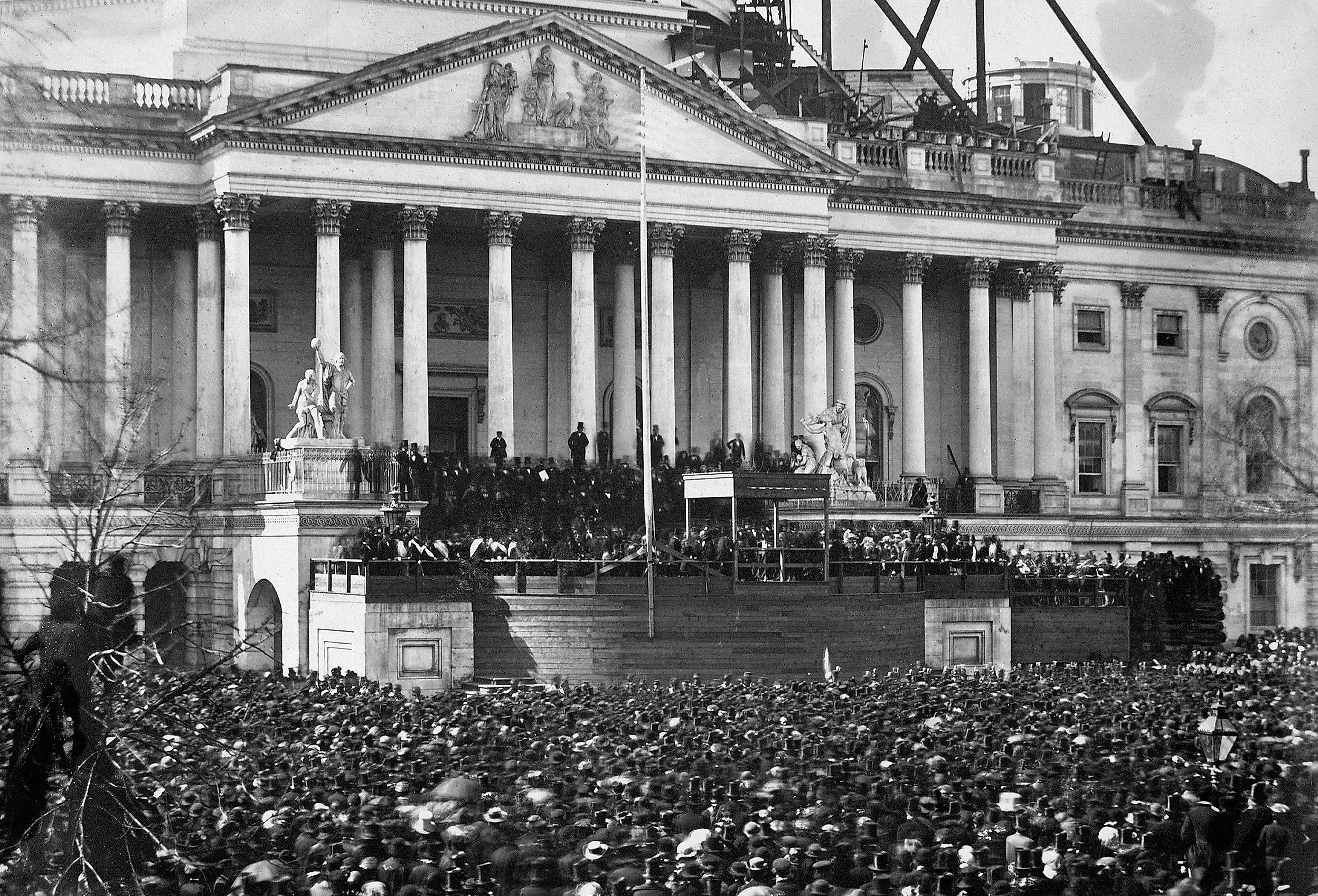 Black and white photo of the inauguration of Abraham Lincoln, March 4, 1861.