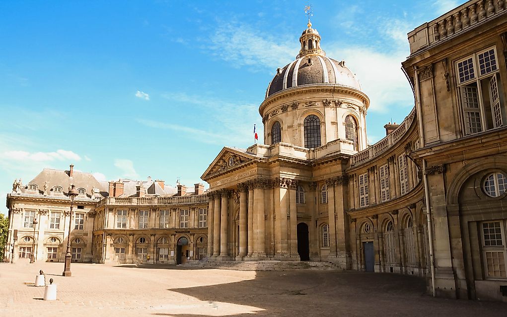 The French Academy is the authority on all matters of the French language.
