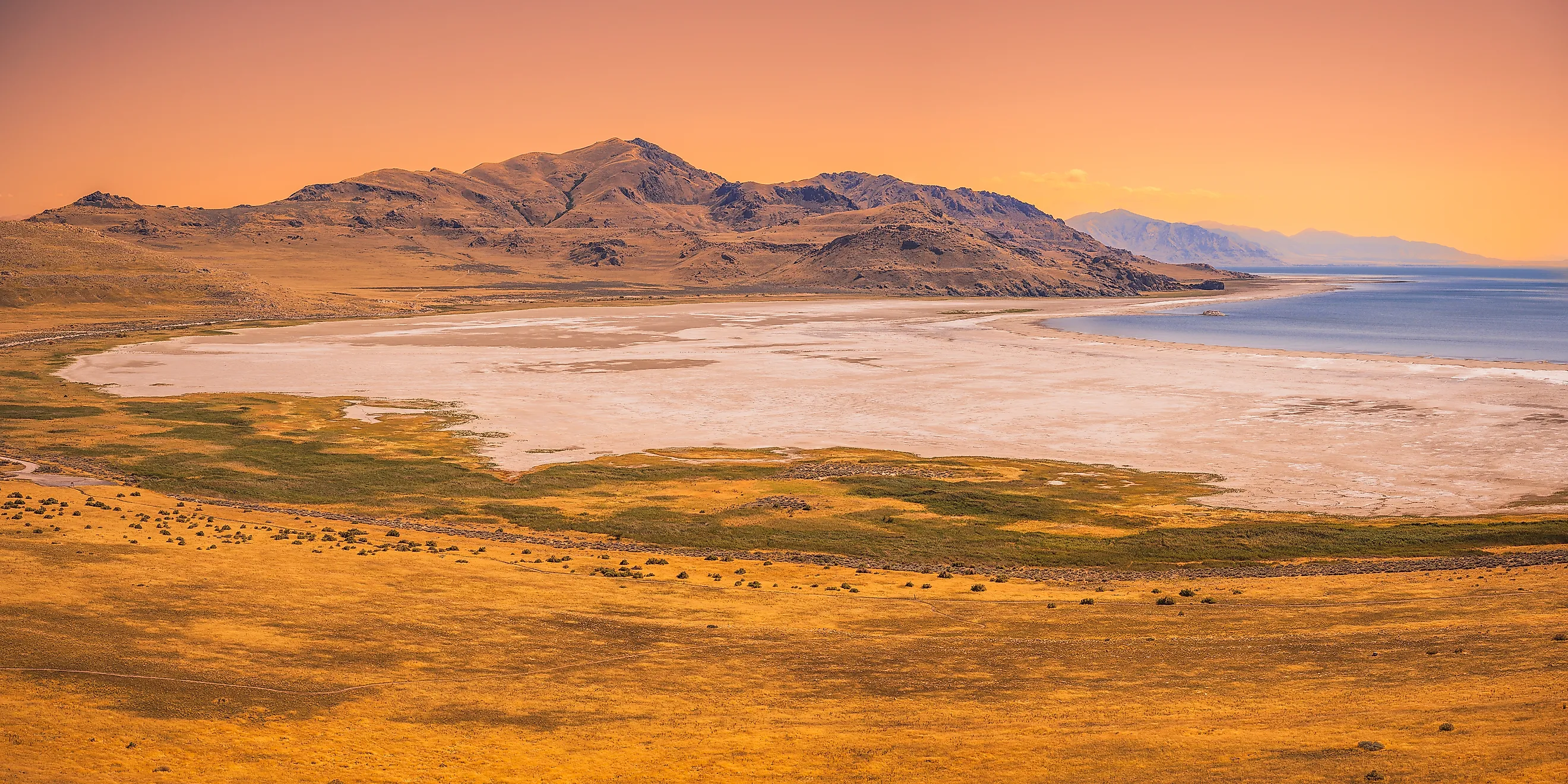 Great Salt Lake Summer Landscape in Syracuse, Greater Salt Lake City, Utah, USA: View from the Buffalo Point Hiking Trail