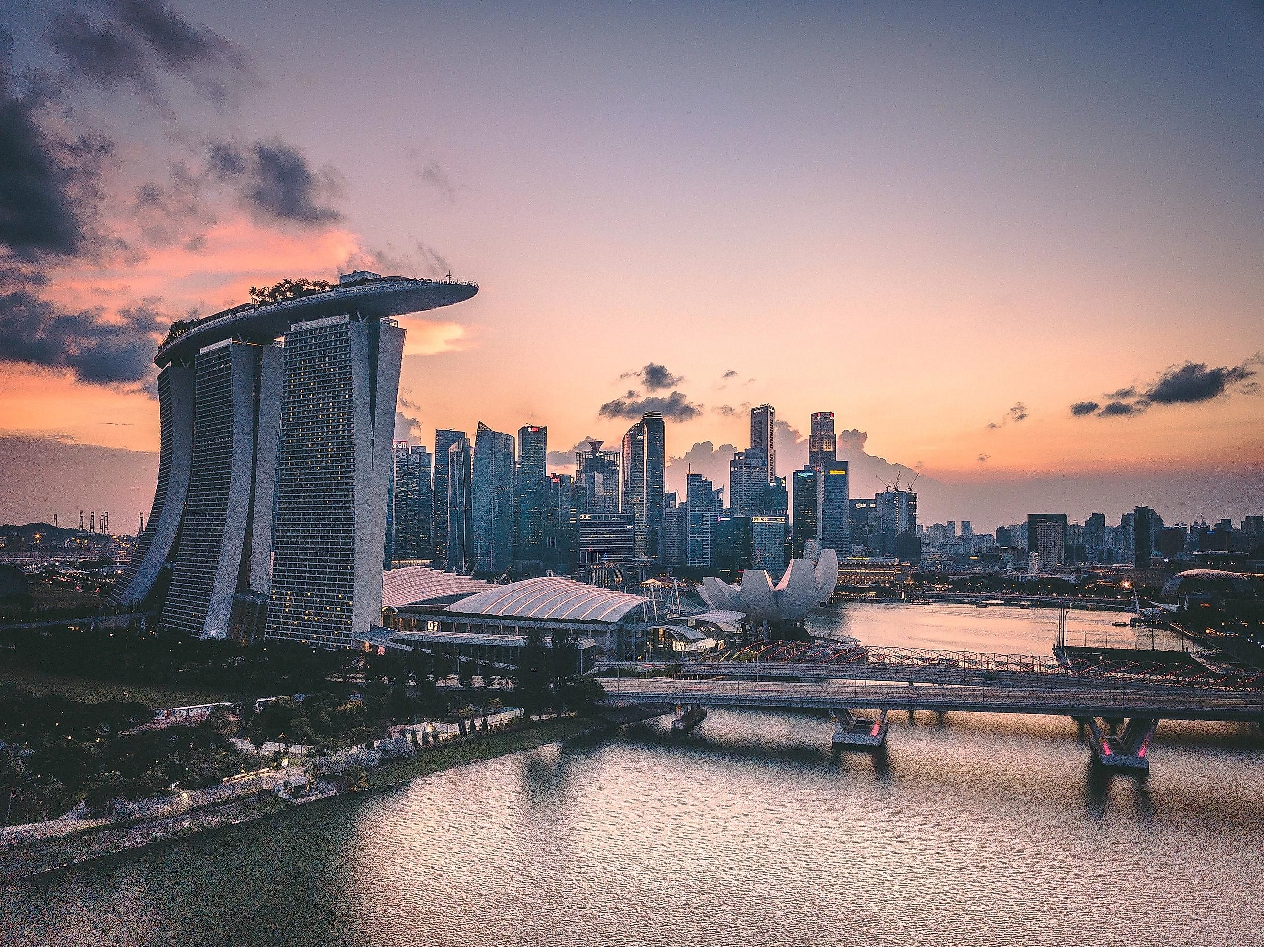 Singapore succeeded from Malaysia in 1965. Photo by Swapnil Bapat on Unsplash