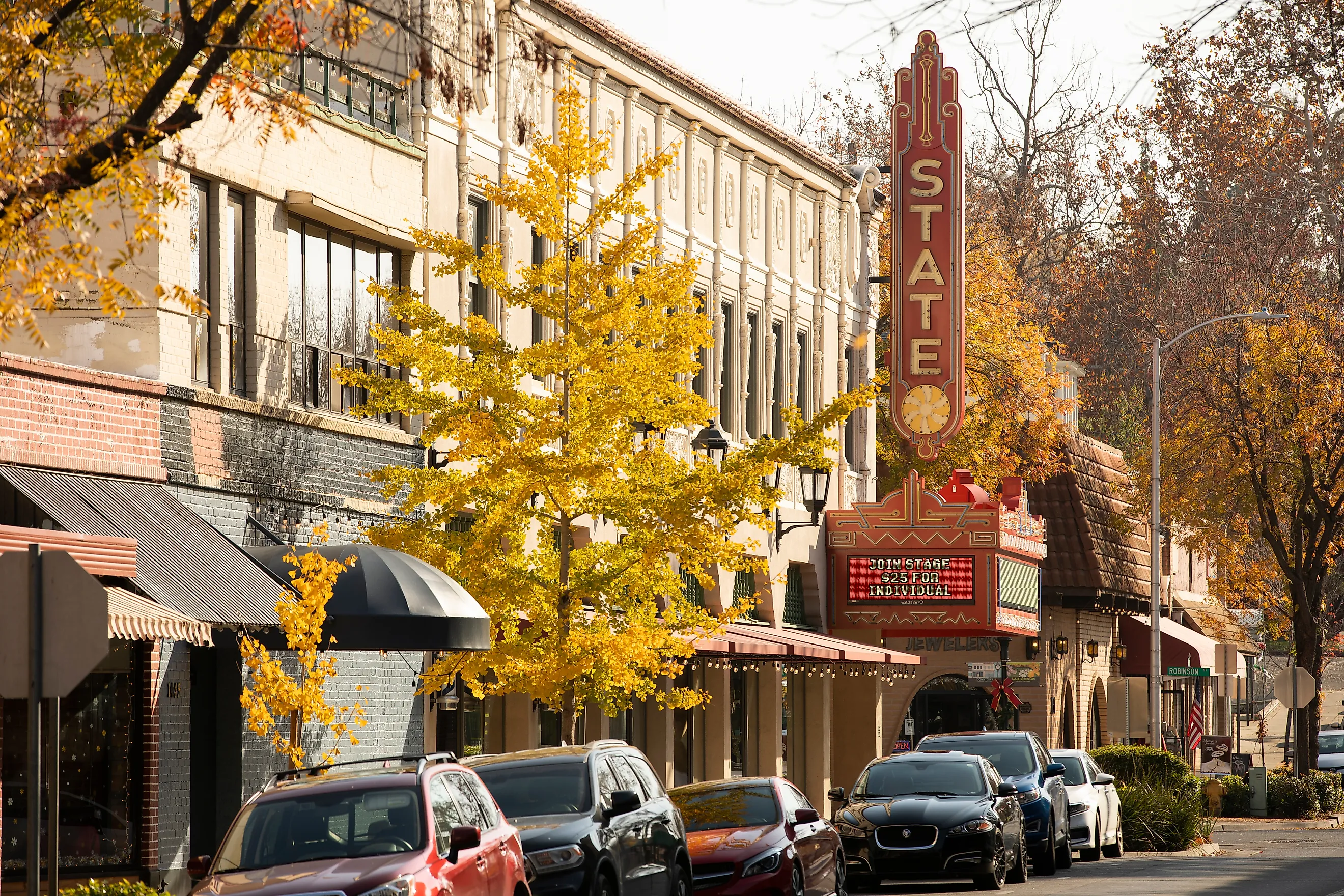 Oroville, California: Late afternoon sun shines on historic downtown architecture, Matt Gush - stock.adobe.com