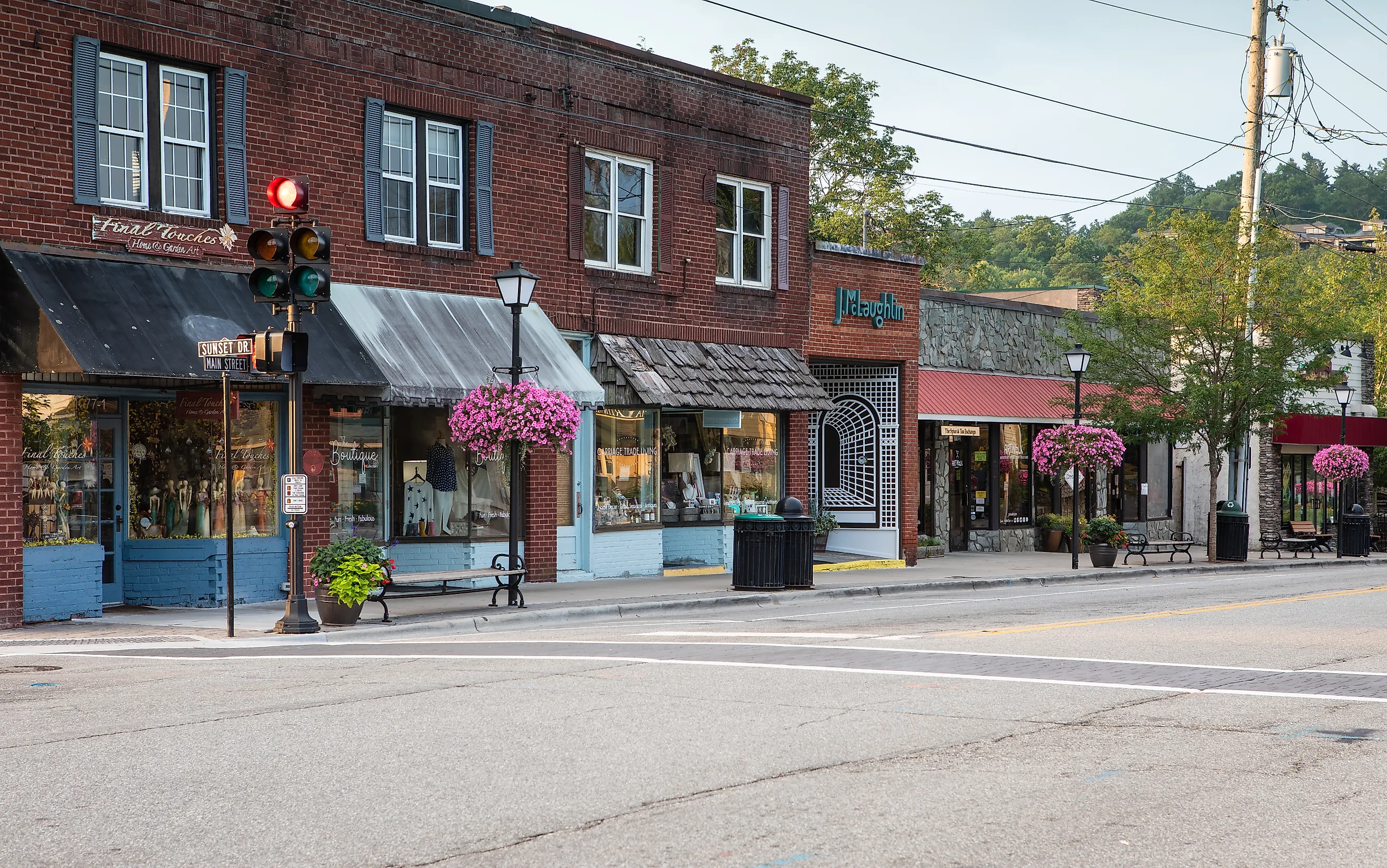 Blowing Rock, North Carolina. Editorial Photo Credit: Cvandyke, via Shutterstock