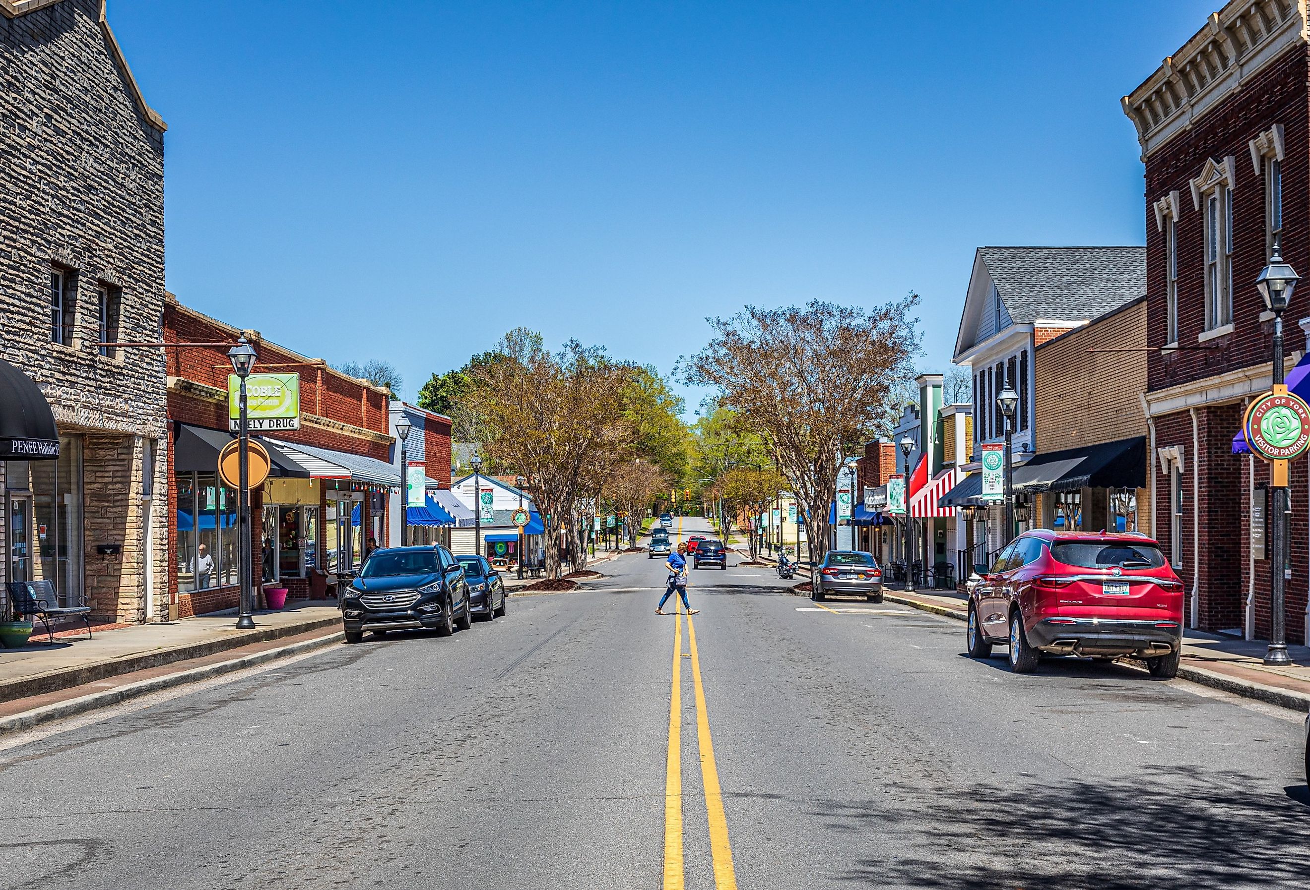 North Congress Street on a sunny, blue sky, spring day in York, South Carolina. Image credit Nolichuckyjake via Shutterstock