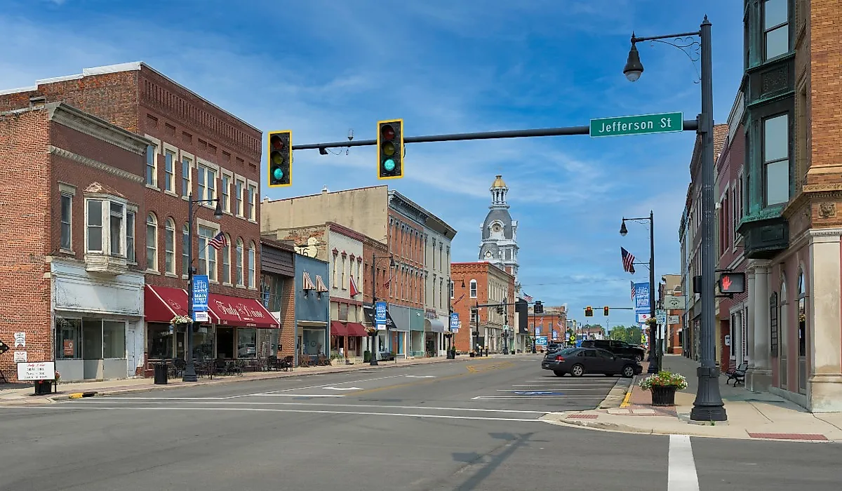 Main Street from Jefferson Street in downtown Van Wert, Ohio. Image credit Nagel Photography via Shutterstock