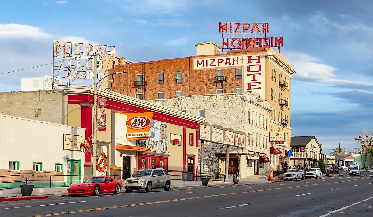 Old historic hotel, casino and bar Mizpah in the old mining town of Tonopah, Nevada. Image credit travelview via Shutterstock