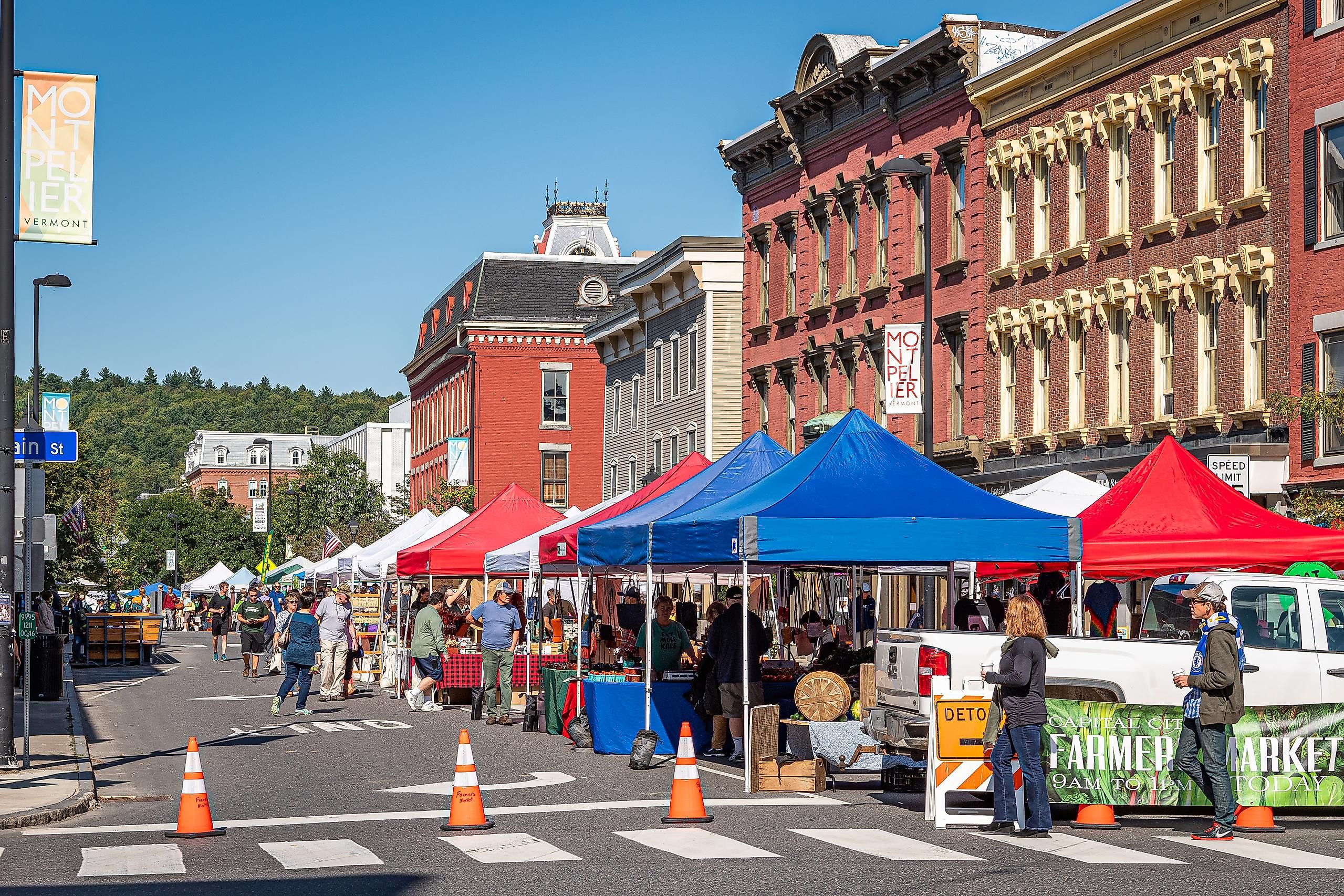 Summer farmers market at State St. and Main in Montpelier, Vermont. Editorial credit: Phill Truckle / Shutterstock.com