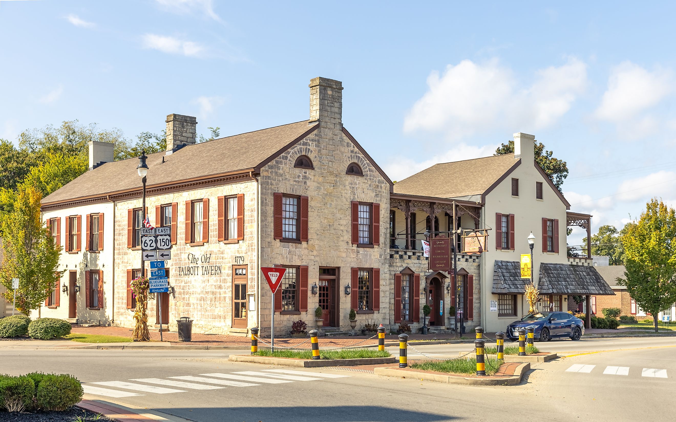 The Old Talbott Tavern was built in 1779 in Bardstown, Kentucky.