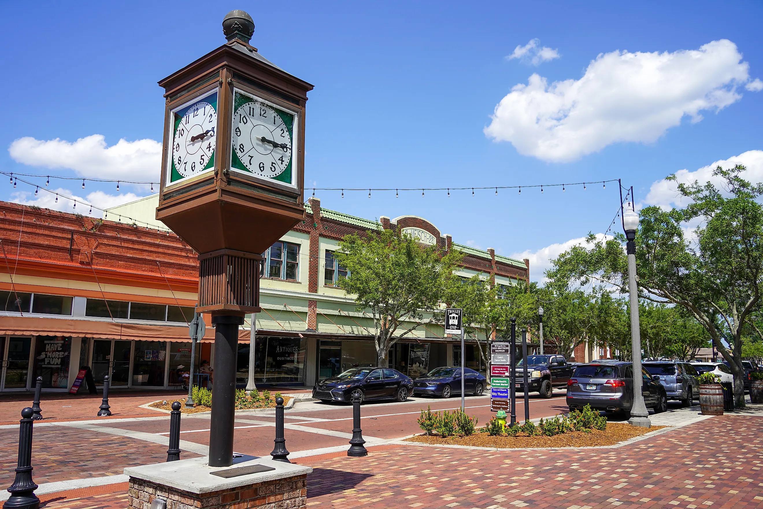 Sanford, Florida: Downtown town center area. via JennLShoots / Shutterstock.com