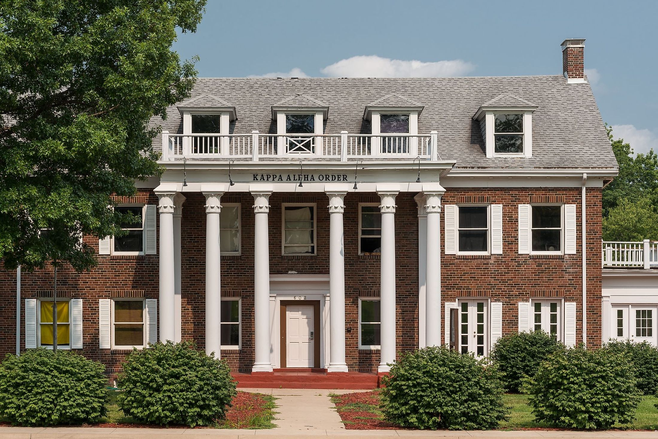 Kappa Alpha Order fraternity house on the campus of Westminster College in Fulton, Missouri. Editorial credit: Nagel Photography / Shutterstock.com