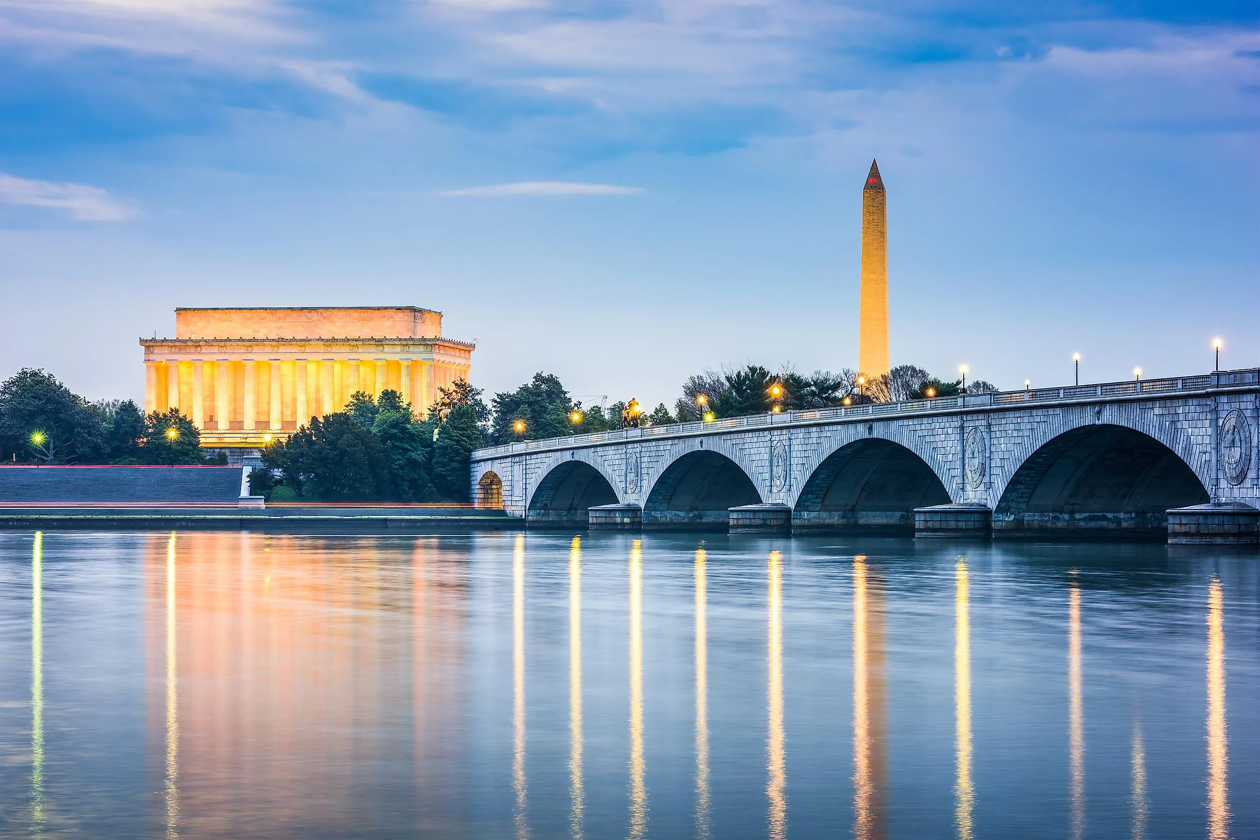 The George Washington Memorial Parkway crosses the Memorial Bridge between Washington, DC, and Arlington, Virginia.