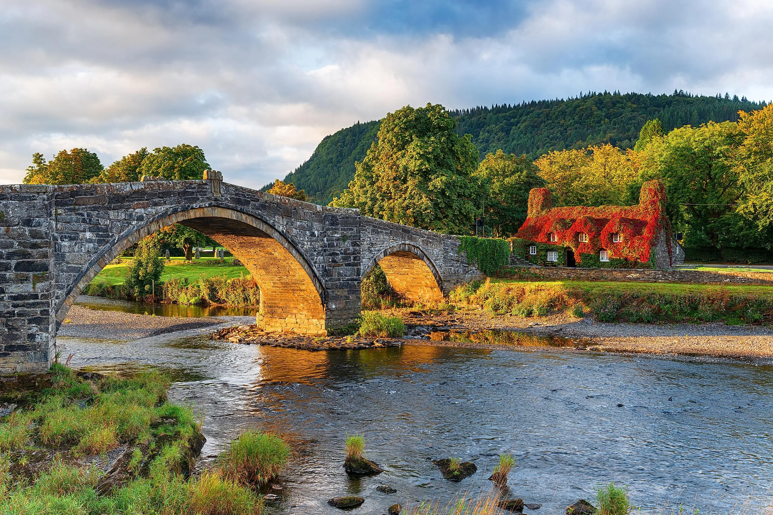 Autumn at Llanrwst bridge in Northern Wales