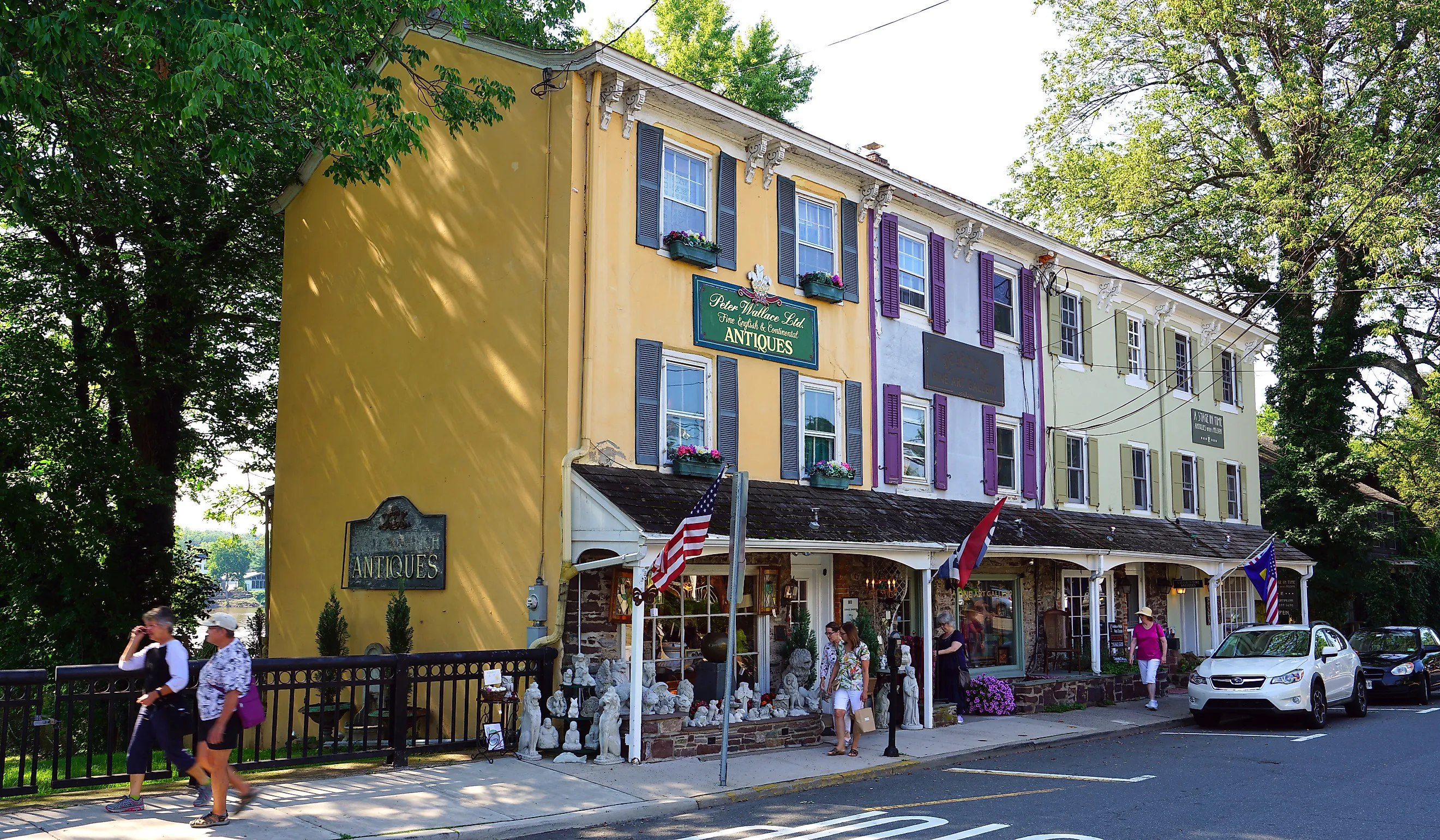 The historic town of Lambertville, New Jersey. Image credit EQRoy via Shutterstock.