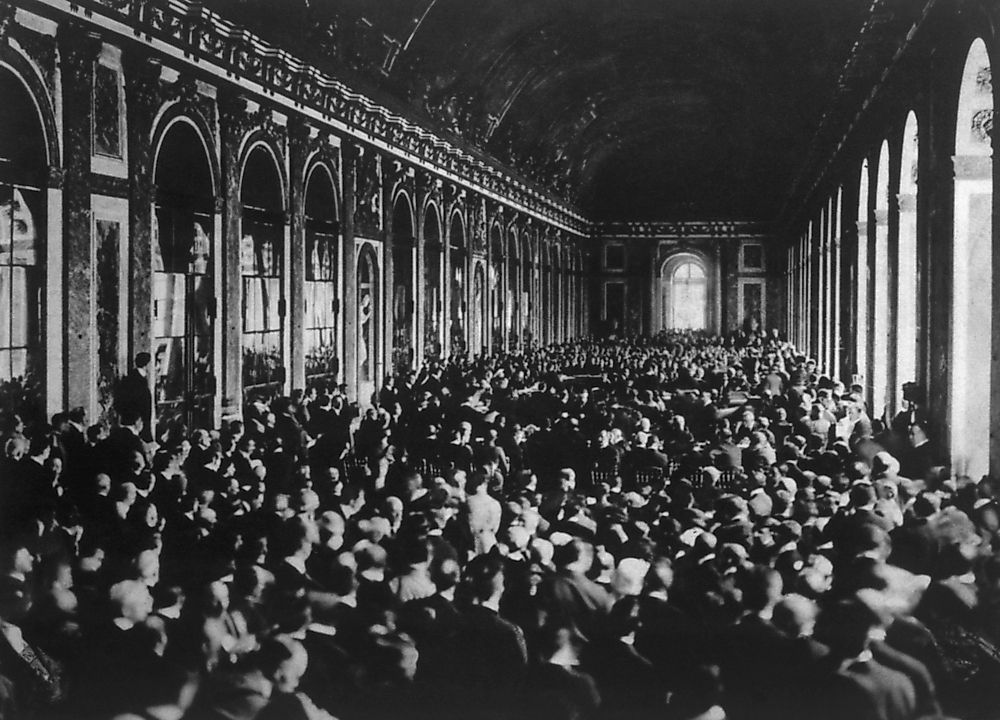 Signing of the Treaty of Versailles on June 28, 1919.