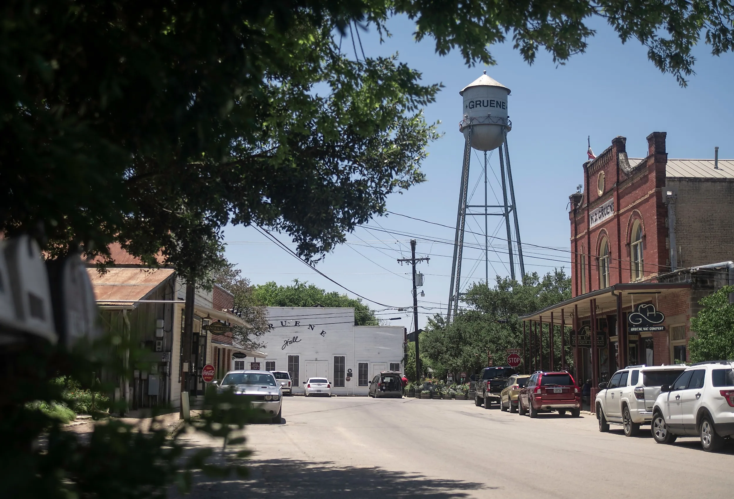 Downtown shops in Gruene, Texas. Image credit University of College via Shutterstock