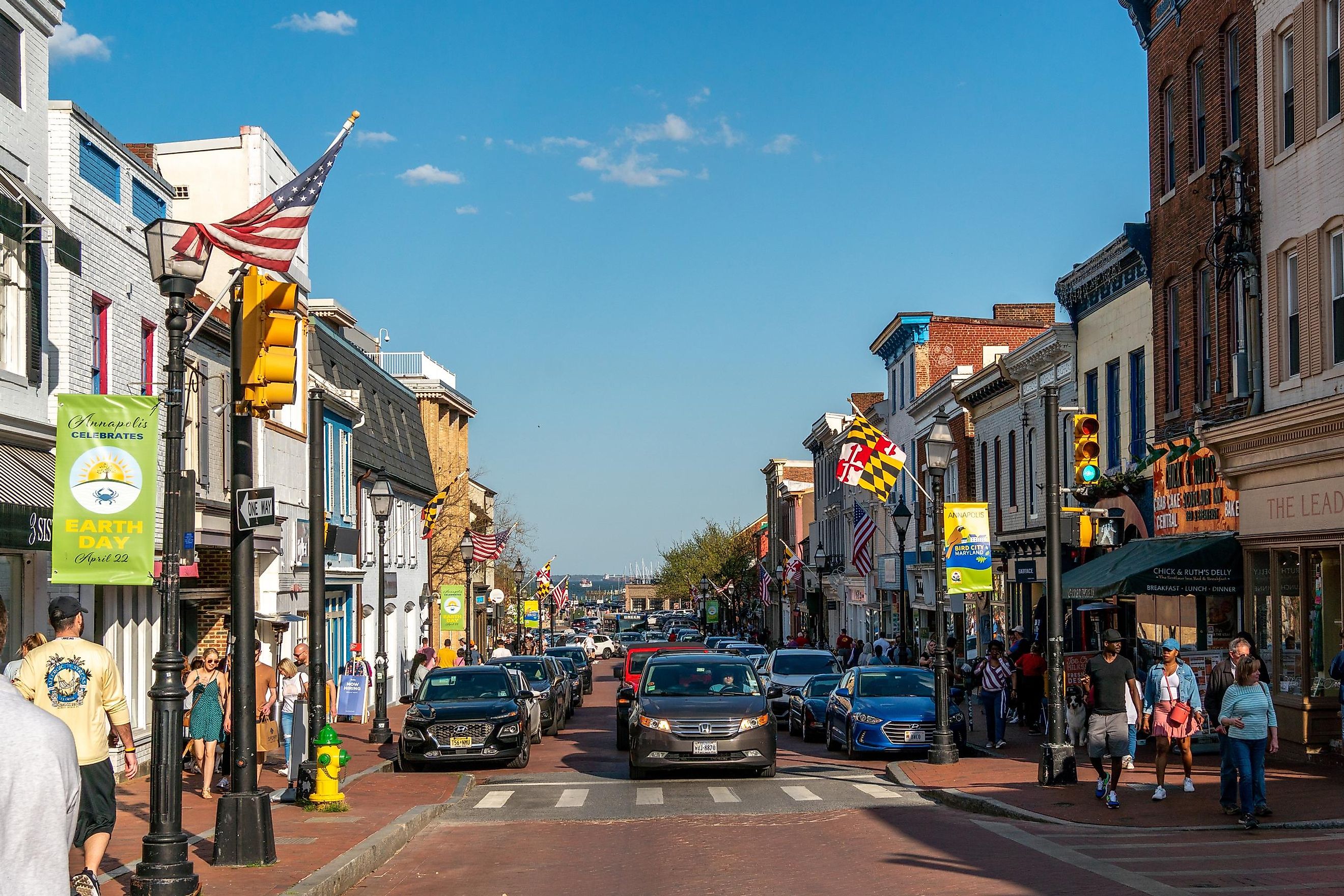 The people and traffic in the main street of Annapolis, Maryland, USA