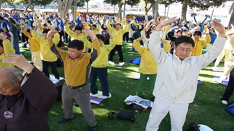 A healthy lifestyle involving proper diet and exercise might help the Chinese people to stay fit longer.