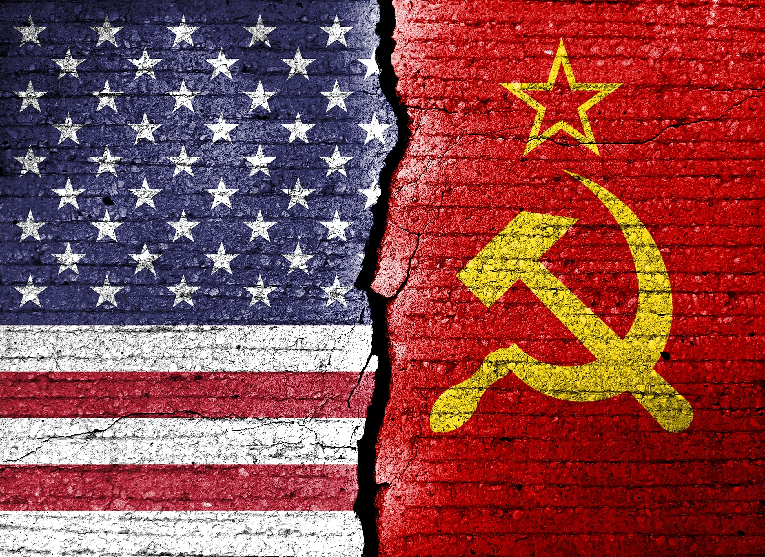 the flags of the Soviet Union and the United States