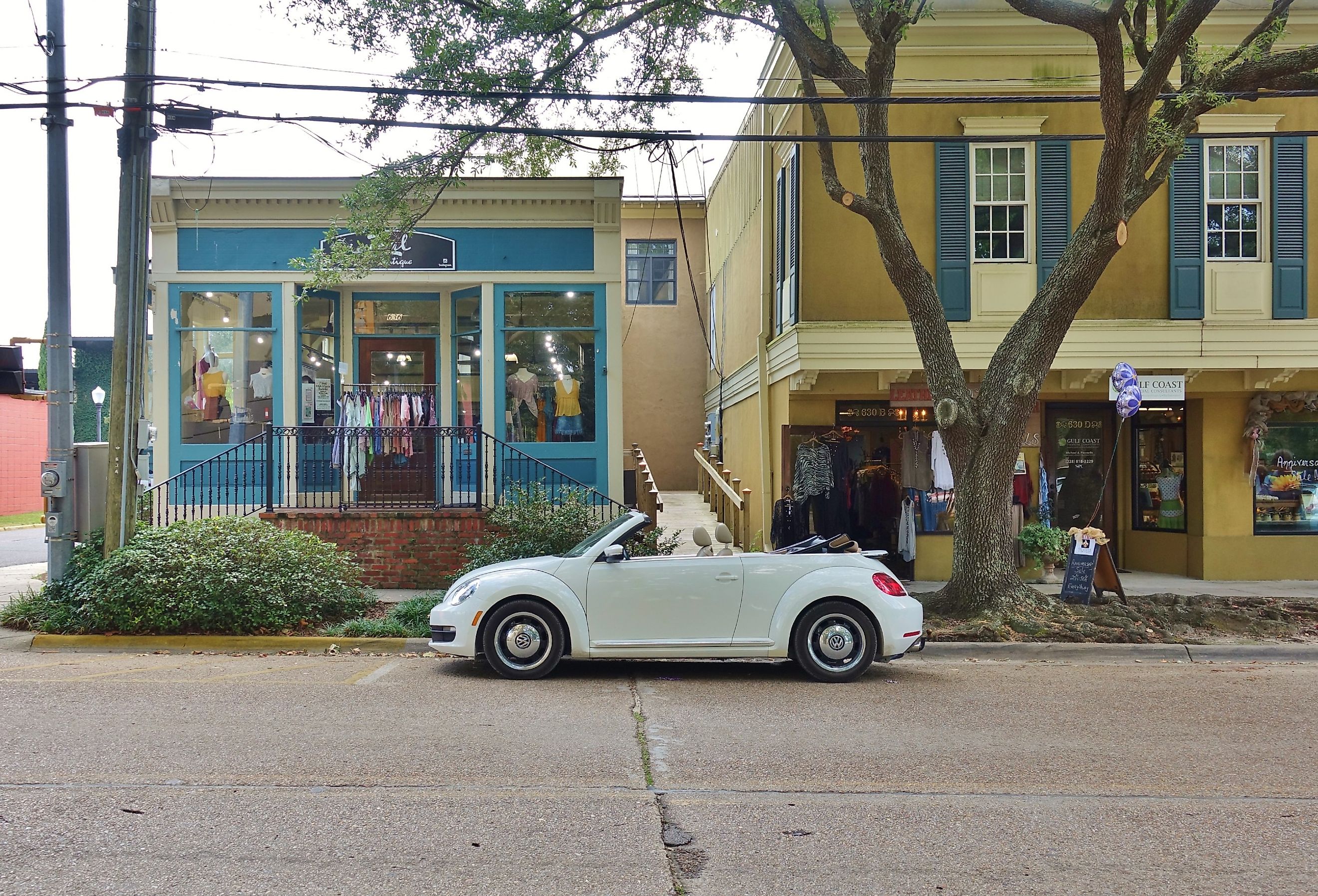 Cozy downtown street in Ocean Springs, Mississippi.