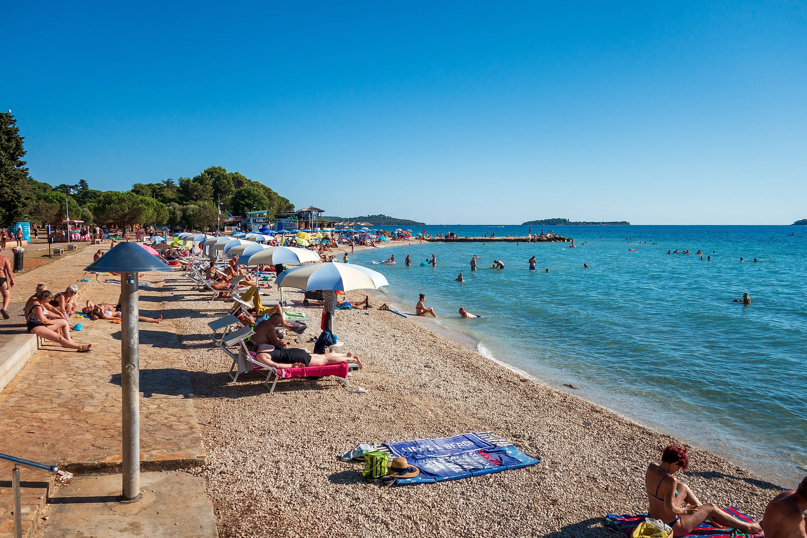 A stunning beach in Fazana, Croatia. Image credit: Peter Klampfer / Shutterstock.com.